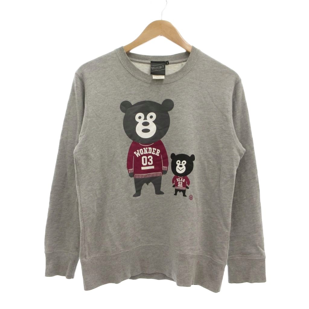 【中古】ビームスティ BEAMS T トレーナー スウェット S グレー 長袖 クルーネック クマプリント /NU ■ECF005 レディース 【ベクトル 古着】 260526ブランドビームスティ BEAMS T表記サイズS実寸サイズ肩幅：42cm　身幅：49cm　着丈：60cm　袖丈：57cm　　素材本体 綿 ポリエステル リブ部分 綿 ポリエステル ポリウレタン色グレー状態・首周りに変色あり ・前面に薄い汚れあり ※全体的に中古品としての使用感とダメージがありますが、通常使用には支障のない商品です。 掲載写真や記載内容をご確認いただき、ご理解の上ご購入ください。付属品付属品なし、写真に写っている物が全てです。備考（株）ビームス こちらのお品物は店舗で保管しておらず、店頭販売出来かねます。（※お取り寄せも出来かねます）商品のお問い合わせの回答を休止しております。＊各商品ページの商品詳細等をご確認の上ご購入ください。【中古】ビームスティ BEAMS T トレーナー スウェット S グレー 長袖 クルーネック クマプリント /NU ■ECF005 レディース 【ベクトル 古着】 260526状態ランク　”B”詳細については、下記および「状態ランクについて」ページをご覧ください。未使用・新品の商品ほぼ新品同様の商品使用感が少なく、かなり状態の良い商品使用感はあるが、傷や汚れの少ない商品使用感の他、傷や汚れが見られる商品かなり大きな傷みがある難あり商品※S〜CランクはUSED品となりますので、使用感をご理解の上でご入札下さい。状態ランクについてinformationブランドビームスティ BEAMS T表記サイズS実寸サイズ肩幅：42cm　身幅：49cm　着丈：60cm　袖丈：57cm　　素材本体 綿 ポリエステル リブ部分 綿 ポリエステル ポリウレタン色グレー状態・首周りに変色あり ・前面に薄い汚れあり ※全体的に中古品としての使用感とダメージがありますが、通常使用には支障のない商品です。 掲載写真や記載内容をご確認いただき、ご理解の上ご購入ください。付属品付属品なし、写真に写っている物が全てです。備考（株）ビームス こちらのお品物は店舗で保管しておらず、店頭販売出来かねます。（※お取り寄せも出来かねます）商品のお問い合わせの回答を休止しております。＊各商品ページの商品詳細等をご確認の上ご購入ください。本商品は一点物です他サイトや店舗にて販売している商品です。多少のお時間差にて欠品になることもございます。予めご了承頂ますようお願い致します。ベクトル・サイズガイドはこちらこの商品と同じブランドの商品を見る