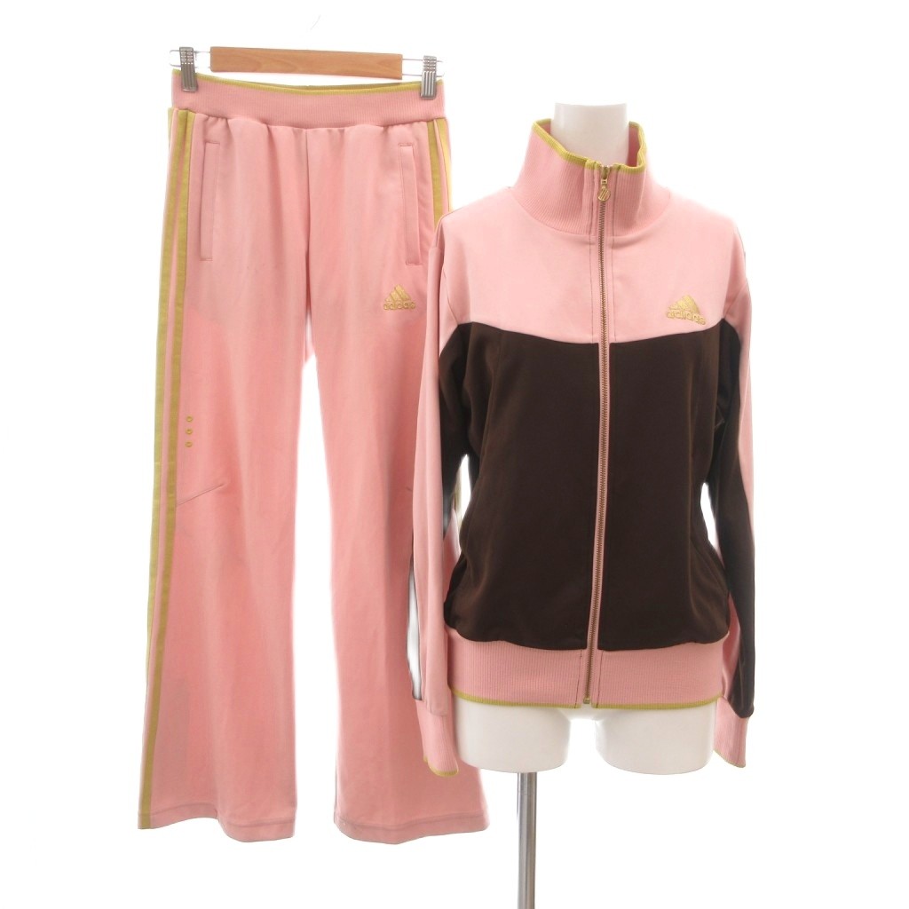 【中古】アディダス adidas ジャージセットアップ ジャケット パンツ M 桃色 ピンク フルジップ /SC ■ECF007 レディース 【ベクトル 古着】 260716ブランドアディダス adidas表記サイズM実寸サイズジャケット 肩幅：41cm　ジャケット 身幅：49cm　ジャケット 着丈：65cm　ジャケット 袖丈：59cm　パンツ ウエスト：64-76cm　パンツ もも幅：28 cm　パンツ 裾幅：24 cm　パンツ 股上：27 cm　パンツ 股下：74 cm　　素材ポリエステル色ピンク 桃色状態・汚れ多数あり ※全体的に中古品としての使用感とダメージがありますが、通常使用には支障のない商品です。 掲載写真や記載内容をご確認いただき、ご理解の上ご購入ください。付属品付属品なし、写真に写っている物が全てです。備考アディダスジャパン株式会社 こちらのお品物は店舗で保管しておらず、店頭販売出来かねます。（※お取り寄せも出来かねます） 品番:ECF007商品のお問い合わせの回答を休止しております。＊各商品ページの商品詳細等をご確認の上ご購入ください。【中古】アディダス adidas ジャージセットアップ ジャケット パンツ M 桃色 ピンク フルジップ /SC ■ECF007 レディース 【ベクトル 古着】 260716状態ランク　”B”詳細については、下記および「状態ランクについて」ページをご覧ください。未使用・新品の商品ほぼ新品同様の商品使用感が少なく、かなり状態の良い商品使用感はあるが、傷や汚れの少ない商品使用感の他、傷や汚れが見られる商品かなり大きな傷みがある難あり商品※S〜CランクはUSED品となりますので、使用感をご理解の上でご入札下さい。状態ランクについてinformationブランドアディダス adidas表記サイズM実寸サイズジャケット 肩幅：41cm　ジャケット 身幅：49cm　ジャケット 着丈：65cm　ジャケット 袖丈：59cm　パンツ ウエスト：64-76cm　パンツ もも幅：28 cm　パンツ 裾幅：24 cm　パンツ 股上：27 cm　パンツ 股下：74 cm　　素材ポリエステル色ピンク 桃色状態・汚れ多数あり ※全体的に中古品としての使用感とダメージがありますが、通常使用には支障のない商品です。 掲載写真や記載内容をご確認いただき、ご理解の上ご購入ください。付属品付属品なし、写真に写っている物が全てです。備考アディダスジャパン株式会社 こちらのお品物は店舗で保管しておらず、店頭販売出来かねます。（※お取り寄せも出来かねます） 品番:ECF007商品のお問い合わせの回答を休止しております。＊各商品ページの商品詳細等をご確認の上ご購入ください。本商品は一点物です他サイトや店舗にて販売している商品です。多少のお時間差にて欠品になることもございます。予めご了承頂ますようお願い致します。ベクトル・サイズガイドはこちらこの商品と同じブランドの商品を見る