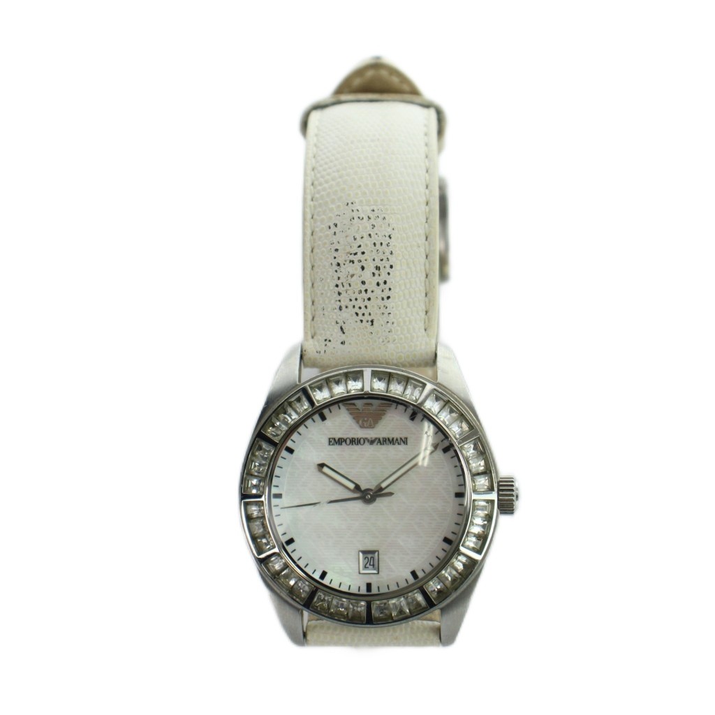 ブランド古着の買取販売ベクトルの【中古】エンポリオアルマーニ EMPORIO ARMANI AR-0529 腕時計 ウォッチ クォーツ ラインストーン シェル文字盤 レザーベルト カレンダー付き デイト シルバー色 ■GY11 /MQ メンズ 【ベクトル 古着】 260326｜アングル2