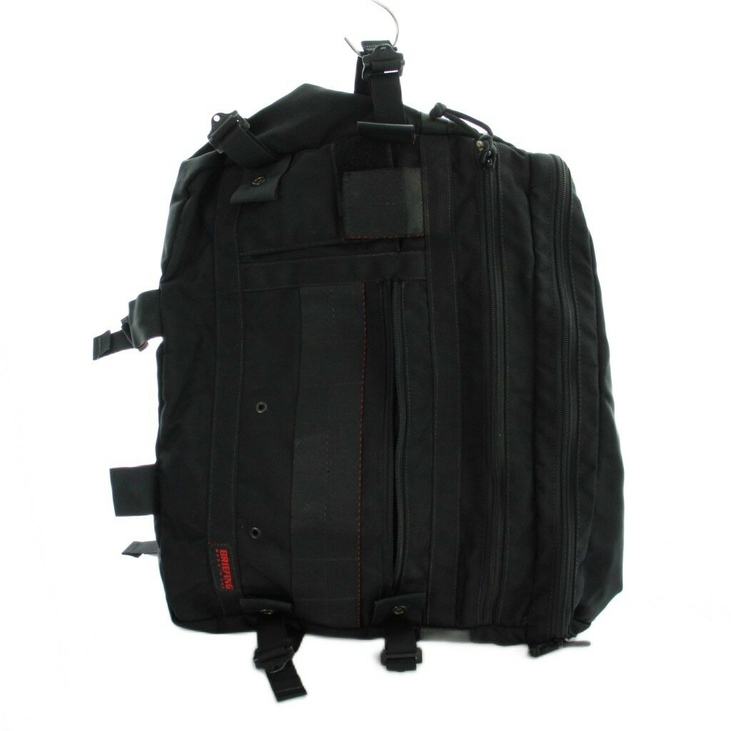 【中古】ブリーフィング BRIEFING リュックサック バックパック キャンバス ロゴ 黒 ブラック ■GY42 /MQ メンズ 【ベクトル 古着】 260312ブランドブリーフィング BRIEFING表記サイズ実寸サイズをご参考ください。実寸サイズ持ち手の長さ：約34cm　ヨコ：約37cm　タテ：約50cm　マチ：約19cm　ショルダーの長さ：約66cm　　素材※詳細不明のため掲載の写真をご確認いただいた上でご検討ください。色黒 ブラック状態表のファスナー1箇所破損、少し色褪せがございますが、その他に目立ったダメージはなく、問題なくご使用いただける商品です。 ※あくまでも中古品ですので掲載写真や記載内容をご確認いただき、ご理解の上ご購入ください。備考型番 なし商品のお問い合わせの回答を休止しております。＊各商品ページの商品詳細等をご確認の上ご購入ください。【中古】ブリーフィング BRIEFING リュックサック バックパック キャンバス ロゴ 黒 ブラック ■GY42 /MQ メンズ 【ベクトル 古着】 260312状態ランク　”AB”詳細については、下記および「状態ランクについて」ページをご覧ください。未使用・新品の商品ほぼ新品同様の商品使用感が少なく、かなり状態の良い商品使用感はあるが、傷や汚れの少ない商品使用感の他、傷や汚れが見られる商品かなり大きな傷みがある難あり商品※S〜CランクはUSED品となりますので、使用感をご理解の上でご入札下さい。状態ランクについてinformationブランドブリーフィング BRIEFING表記サイズ実寸サイズをご参考ください。実寸サイズ持ち手の長さ：約34cm　ヨコ：約37cm　タテ：約50cm　マチ：約19cm　ショルダーの長さ：約66cm　　素材※詳細不明のため掲載の写真をご確認いただいた上でご検討ください。色黒 ブラック状態表のファスナー1箇所破損、少し色褪せがございますが、その他に目立ったダメージはなく、問題なくご使用いただける商品です。 ※あくまでも中古品ですので掲載写真や記載内容をご確認いただき、ご理解の上ご購入ください。備考型番 なし商品のお問い合わせの回答を休止しております。＊各商品ページの商品詳細等をご確認の上ご購入ください。本商品は一点物です他サイトや店舗にて販売している商品です。多少のお時間差にて欠品になることもございます。予めご了承頂ますようお願い致します。ベクトル・サイズガイドはこちらこの商品と同じブランドの商品を見る