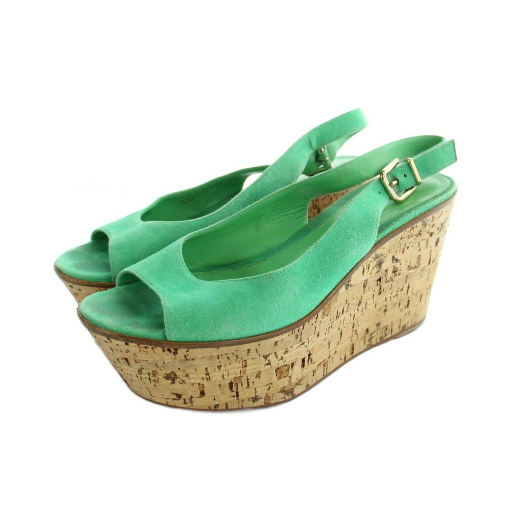 【中古】ジャンヴィトロッシ Gianvito Rossi サンダル スエード ウェッジソール ロゴ 38 24.5cm-25cm 緑 グリーン ■GY69 /MQ レディース 【ベクトル 古着】 260512ブランドジャンヴィトロッシ Gianvito Rossi表記サイズ38実寸サイズヒールの高さ：約9.5cm　最大幅：約7cm　　素材スエード色緑 グリーン状態擦れや色褪せがございますが、その他に目立ったダメージはなく、問題なくご使用いただける商品です。 ※あくまでも中古品ですので掲載写真や記載内容をご確認いただき、ご理解の上ご購入ください。付属品箱備考型番 なし商品のお問い合わせの回答を休止しております。＊各商品ページの商品詳細等をご確認の上ご購入ください。【中古】ジャンヴィトロッシ Gianvito Rossi サンダル スエード ウェッジソール ロゴ 38 24.5cm-25cm 緑 グリーン ■GY69 /MQ レディース 【ベクトル 古着】 260512状態ランク　”AB”詳細については、下記および「状態ランクについて」ページをご覧ください。未使用・新品の商品ほぼ新品同様の商品使用感が少なく、かなり状態の良い商品使用感はあるが、傷や汚れの少ない商品使用感の他、傷や汚れが見られる商品かなり大きな傷みがある難あり商品※S〜CランクはUSED品となりますので、使用感をご理解の上でご入札下さい。状態ランクについてinformationブランドジャンヴィトロッシ Gianvito Rossi表記サイズ38実寸サイズヒールの高さ：約9.5cm　最大幅：約7cm　　素材スエード色緑 グリーン状態擦れや色褪せがございますが、その他に目立ったダメージはなく、問題なくご使用いただける商品です。 ※あくまでも中古品ですので掲載写真や記載内容をご確認いただき、ご理解の上ご購入ください。付属品箱備考型番 なし商品のお問い合わせの回答を休止しております。＊各商品ページの商品詳細等をご確認の上ご購入ください。本商品は一点物です他サイトや店舗にて販売している商品です。多少のお時間差にて欠品になることもございます。予めご了承頂ますようお願い致します。ベクトル・サイズガイドはこちらこの商品と同じブランドの商品を見る