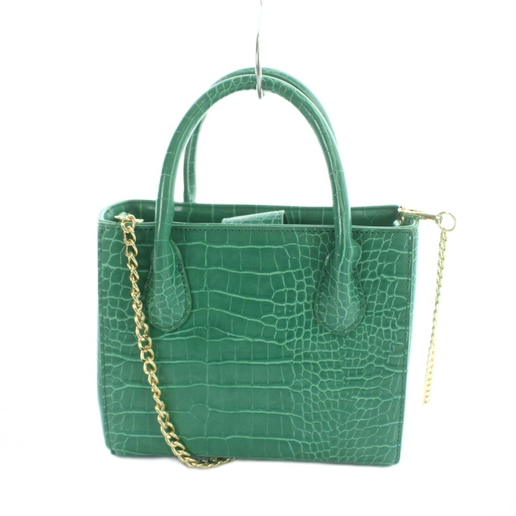 【中古】ノーブランド品 ハンドバッグ ショルダー 2WAY ゴールド金具 ミニ クロコレザー 緑 グリーン ■GY18 /MQ レディース 【ベクトル 古着】 260607表記サイズ実寸サイズをご参考ください。実寸サイズ持ち手の長さ：約24cm　ヨコ：約21cm　タテ：約5.5cm　マチ：約7.5cm　ショルダーの長さ：約115cm　　素材レザー色緑 グリーン状態使用感が少なく、かなり状態の良い商品です。 ※あくまでも中古品ですので掲載写真や記載内容をご確認いただき、ご理解の上ご購入ください。備考型番 なし商品のお問い合わせの回答を休止しております。＊各商品ページの商品詳細等をご確認の上ご購入ください。【中古】ノーブランド品 ハンドバッグ ショルダー 2WAY ゴールド金具 ミニ クロコレザー 緑 グリーン ■GY18 /MQ レディース 【ベクトル 古着】 260607状態ランク　”A”詳細については、下記および「状態ランクについて」ページをご覧ください。未使用・新品の商品ほぼ新品同様の商品使用感が少なく、かなり状態の良い商品使用感はあるが、傷や汚れの少ない商品使用感の他、傷や汚れが見られる商品かなり大きな傷みがある難あり商品※S〜CランクはUSED品となりますので、使用感をご理解の上でご入札下さい。状態ランクについてinformation表記サイズ実寸サイズをご参考ください。実寸サイズ持ち手の長さ：約24cm　ヨコ：約21cm　タテ：約5.5cm　マチ：約7.5cm　ショルダーの長さ：約115cm　　素材レザー色緑 グリーン状態使用感が少なく、かなり状態の良い商品です。 ※あくまでも中古品ですので掲載写真や記載内容をご確認いただき、ご理解の上ご購入ください。備考型番 なし商品のお問い合わせの回答を休止しております。＊各商品ページの商品詳細等をご確認の上ご購入ください。本商品は一点物です他サイトや店舗にて販売している商品です。多少のお時間差にて欠品になることもございます。予めご了承頂ますようお願い致します。ベクトル・サイズガイドはこちらこの商品と同じブランドの商品を見る