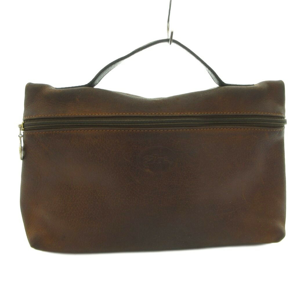 【中古】ロンシャン LONGCHAMP ハンドバッグ 手提げ ポーチ レザー ロゴ 茶 ブラウン /FF ■GY18 メンズ 【ベクトル 古着】 260625ブランドロンシャン LONGCHAMP実寸サイズ持ち手の長さ：13cm　ヨコ：28cm　タテ：17cm　マチ：6cm　　素材レザー色茶 ブラウン 状態・表面、角擦れ、くすみ ※全体的に中古品としての使用感とダメージがありますが、通常使用には支障のない商品です。 掲載写真や記載内容をご確認いただき、ご理解の上ご購入ください。備考こちらのお品物は店舗で保管しておらず、店頭販売出来かねます。（※お取り寄せも出来かねます）商品のお問い合わせの回答を休止しております。＊各商品ページの商品詳細等をご確認の上ご購入ください。【中古】ロンシャン LONGCHAMP ハンドバッグ 手提げ ポーチ レザー ロゴ 茶 ブラウン /FF ■GY18 メンズ 【ベクトル 古着】 260625状態ランク　”B”詳細については、下記および「状態ランクについて」ページをご覧ください。未使用・新品の商品ほぼ新品同様の商品使用感が少なく、かなり状態の良い商品使用感はあるが、傷や汚れの少ない商品使用感の他、傷や汚れが見られる商品かなり大きな傷みがある難あり商品※S〜CランクはUSED品となりますので、使用感をご理解の上でご入札下さい。状態ランクについてinformationブランドロンシャン LONGCHAMP実寸サイズ持ち手の長さ：13cm　ヨコ：28cm　タテ：17cm　マチ：6cm　　素材レザー色茶 ブラウン 状態・表面、角擦れ、くすみ ※全体的に中古品としての使用感とダメージがありますが、通常使用には支障のない商品です。 掲載写真や記載内容をご確認いただき、ご理解の上ご購入ください。備考こちらのお品物は店舗で保管しておらず、店頭販売出来かねます。（※お取り寄せも出来かねます）商品のお問い合わせの回答を休止しております。＊各商品ページの商品詳細等をご確認の上ご購入ください。本商品は一点物です他サイトや店舗にて販売している商品です。多少のお時間差にて欠品になることもございます。予めご了承頂ますようお願い致します。ベクトル・サイズガイドはこちらこの商品と同じブランドの商品を見る