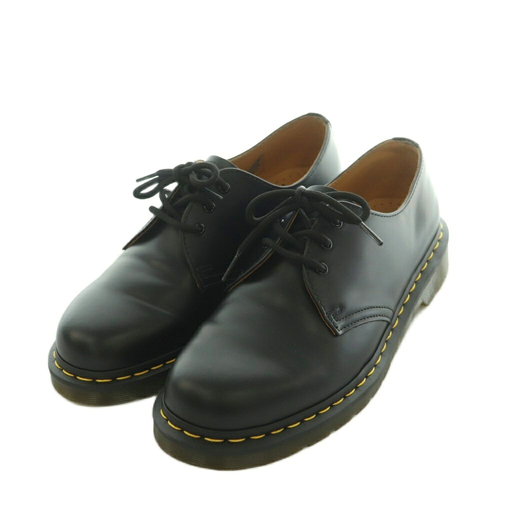 【中古】ドクターマーチン DR.MARTENS 1461 3ホール シューズ オックスフォードシューズ レザー USM9 27.0cm 黒 ブラック 10085 /MI ■GY12 メンズ 【ベクトル 古着】 260702ブランドドクターマーチン DR.MARTENS表記サイズUSM9 27.0cm実寸サイズヒールの高さ：3cm　最大幅：11cm　　素材レザー色黒 ブラック状態多少履きジワ、内側に薄汚れがございますが、その他に目立ったダメージはなく、まだまだご使用いただける商品です。 ※あくまでも中古品ですので掲載写真や記載内容をご確認いただき、ご理解の上ご購入ください。付属品付属品なし備考品番:10085商品のお問い合わせの回答を休止しております。＊各商品ページの商品詳細等をご確認の上ご購入ください。【中古】ドクターマーチン DR.MARTENS 1461 3ホール シューズ オックスフォードシューズ レザー USM9 27.0cm 黒 ブラック 10085 /MI ■GY12 メンズ 【ベクトル 古着】 260702状態ランク　”AB”詳細については、下記および「状態ランクについて」ページをご覧ください。未使用・新品の商品ほぼ新品同様の商品使用感が少なく、かなり状態の良い商品使用感はあるが、傷や汚れの少ない商品使用感の他、傷や汚れが見られる商品かなり大きな傷みがある難あり商品※S〜CランクはUSED品となりますので、使用感をご理解の上でご入札下さい。状態ランクについてinformationブランドドクターマーチン DR.MARTENS表記サイズUSM9 27.0cm実寸サイズヒールの高さ：3cm　最大幅：11cm　　素材レザー色黒 ブラック状態多少履きジワ、内側に薄汚れがございますが、その他に目立ったダメージはなく、まだまだご使用いただける商品です。 ※あくまでも中古品ですので掲載写真や記載内容をご確認いただき、ご理解の上ご購入ください。付属品付属品なし備考品番:10085商品のお問い合わせの回答を休止しております。＊各商品ページの商品詳細等をご確認の上ご購入ください。本商品は一点物です他サイトや店舗にて販売している商品です。多少のお時間差にて欠品になることもございます。予めご了承頂ますようお願い致します。ベクトル・サイズガイドはこちらこの商品と同じブランドの商品を見る