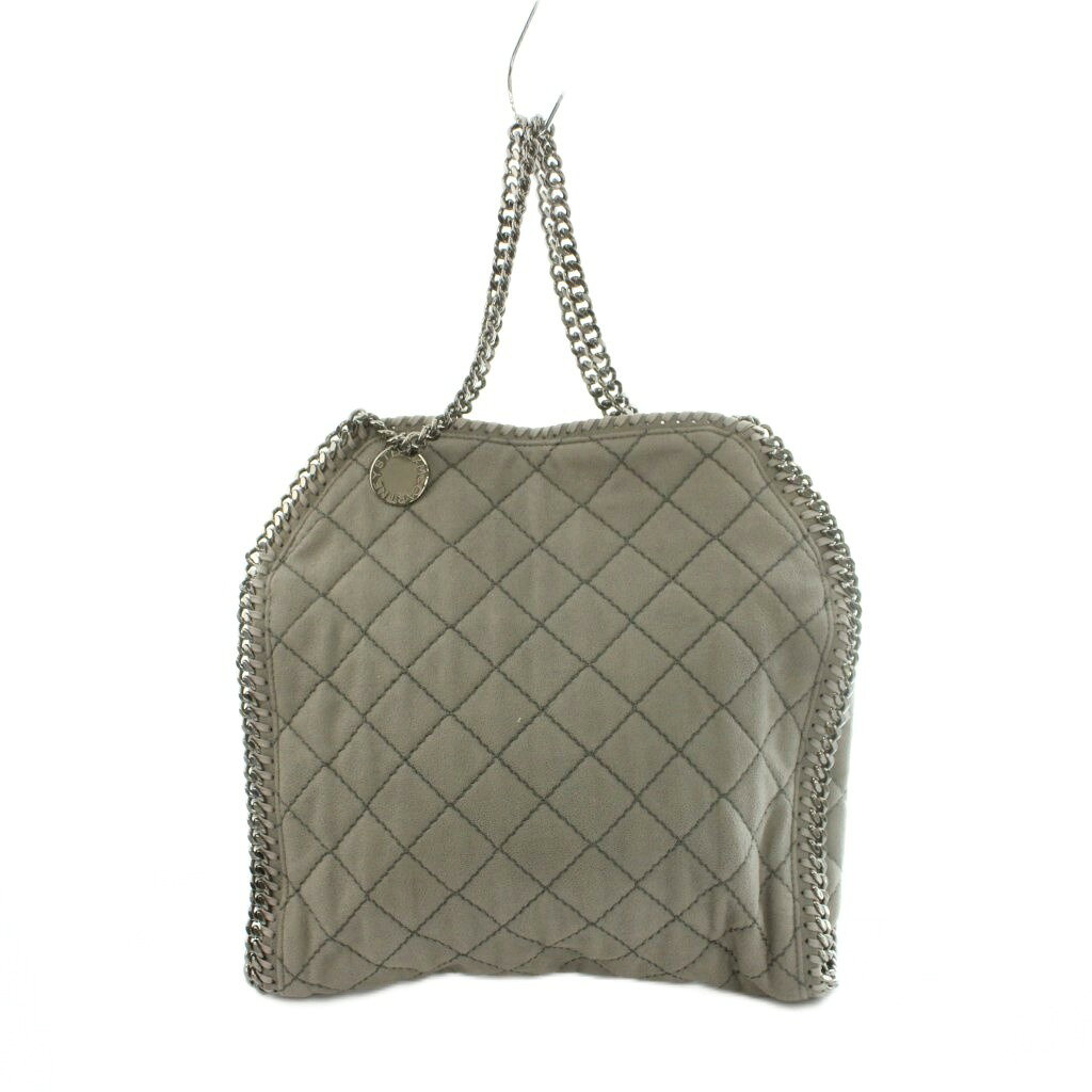 【中古】ステラマッカートニー STELLA McCARTNEY ファラベラ キルティング トートバッグ チェーンショルダー クロスステッチ グレー /MI ■GY18 レディース 【ベクトル 古着】 260724ブランドステラマッカートニー STELLA McCARTNEY表記サイズ表記なし実寸サイズ持ち手の長さ：51cm　ヨコ：34cm　タテ：35cm　マチ：5cm　ショルダーの長さ：-cm　　素材合成皮革色グレー状態全体に薄汚れ、シワがございます。 ※全体的に中古品としての使用感とダメージがありますが、通常使用には支障のない商品です。 掲載写真や記載内容をご確認いただき、ご理解の上ご購入ください。付属品付属品なし備考品番なし商品のお問い合わせの回答を休止しております。＊各商品ページの商品詳細等をご確認の上ご購入ください。【中古】ステラマッカートニー STELLA McCARTNEY ファラベラ キルティング トートバッグ チェーンショルダー クロスステッチ グレー /MI ■GY18 レディース 【ベクトル 古着】 260724状態ランク　”B”詳細については、下記および「状態ランクについて」ページをご覧ください。未使用・新品の商品ほぼ新品同様の商品使用感が少なく、かなり状態の良い商品使用感はあるが、傷や汚れの少ない商品使用感の他、傷や汚れが見られる商品かなり大きな傷みがある難あり商品※S〜CランクはUSED品となりますので、使用感をご理解の上でご入札下さい。状態ランクについてinformationブランドステラマッカートニー STELLA McCARTNEY表記サイズ表記なし実寸サイズ持ち手の長さ：51cm　ヨコ：34cm　タテ：35cm　マチ：5cm　ショルダーの長さ：-cm　　素材合成皮革色グレー状態全体に薄汚れ、シワがございます。 ※全体的に中古品としての使用感とダメージがありますが、通常使用には支障のない商品です。 掲載写真や記載内容をご確認いただき、ご理解の上ご購入ください。付属品付属品なし備考品番なし商品のお問い合わせの回答を休止しております。＊各商品ページの商品詳細等をご確認の上ご購入ください。本商品は一点物です他サイトや店舗にて販売している商品です。多少のお時間差にて欠品になることもございます。予めご了承頂ますようお願い致します。ベクトル・サイズガイドはこちらこの商品と同じブランドの商品を見る