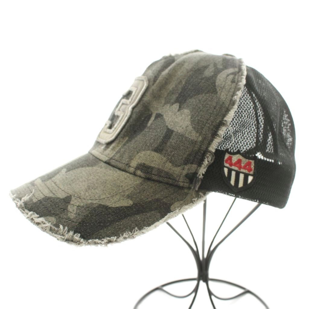 【中古】ヨシノリコタケ デザイン YOSHINORI KOTAKE DESIGN キャップ 野球帽 カモフラ 迷彩柄 メッシュ ダメージ加工 グレー /KU ■GY18 メンズ 【ベクトル 古着】 260807ブランドヨシノリコタケ デザイン YOSHINORI KOTAKE DESIGN実寸サイズつば：6.8cm　頭周り：54cm　　素材本体 綿 メッシュ ポリエステル色グレー状態内側に汚れがあり、止める部分に破損が見られますが、その他に目立ったダメージはありません。 ※全体的に中古品としての使用感とダメージがありますが、通常使用には支障のない商品です。 掲載写真や記載内容をご確認いただき、ご理解の上ご購入ください。付属品なし商品のお問い合わせの回答を休止しております。＊各商品ページの商品詳細等をご確認の上ご購入ください。【中古】ヨシノリコタケ デザイン YOSHINORI KOTAKE DESIGN キャップ 野球帽 カモフラ 迷彩柄 メッシュ ダメージ加工 グレー /KU ■GY18 メンズ 【ベクトル 古着】 260807状態ランク　”B”詳細については、下記および「状態ランクについて」ページをご覧ください。未使用・新品の商品ほぼ新品同様の商品使用感が少なく、かなり状態の良い商品使用感はあるが、傷や汚れの少ない商品使用感の他、傷や汚れが見られる商品かなり大きな傷みがある難あり商品※S〜CランクはUSED品となりますので、使用感をご理解の上でご入札下さい。状態ランクについてinformationブランドヨシノリコタケ デザイン YOSHINORI KOTAKE DESIGN実寸サイズつば：6.8cm　頭周り：54cm　　素材本体 綿 メッシュ ポリエステル色グレー状態内側に汚れがあり、止める部分に破損が見られますが、その他に目立ったダメージはありません。 ※全体的に中古品としての使用感とダメージがありますが、通常使用には支障のない商品です。 掲載写真や記載内容をご確認いただき、ご理解の上ご購入ください。付属品なし商品のお問い合わせの回答を休止しております。＊各商品ページの商品詳細等をご確認の上ご購入ください。本商品は一点物です他サイトや店舗にて販売している商品です。多少のお時間差にて欠品になることもございます。予めご了承頂ますようお願い致します。ベクトル・サイズガイドはこちらこの商品と同じブランドの商品を見る