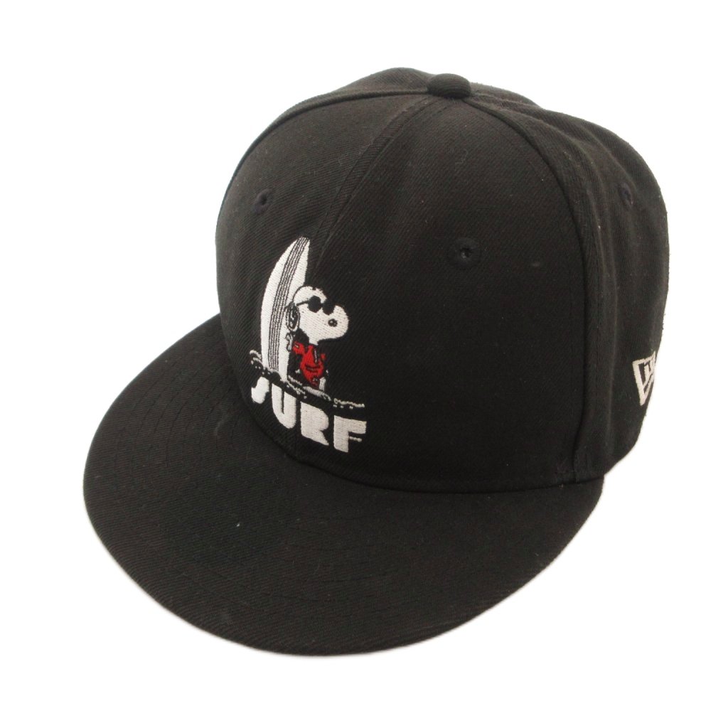 【中古】ニューエラ NEW ERA スヌーピー キャップ 帽子 ロゴ 刺繍 黒 ブラック /FF メンズ 【ベクトル 古着】 260806ブランドニューエラ NEW ERA実寸サイズつば：6.5cm　頭周り：55cm　　色黒 ブラック 状態・内側、外側全体擦れ汚れ、変色 ※使用感の他、上記のようにダメージがある中古品です。掲載写真や記載内容をご確認いただき、ご理解の上ご購入ください。備考こちらのお品物は店舗で保管しておらず、店頭販売出来かねます。（※お取り寄せも出来かねます）商品のお問い合わせの回答を休止しております。＊各商品ページの商品詳細等をご確認の上ご購入ください。【中古】ニューエラ NEW ERA スヌーピー キャップ 帽子 ロゴ 刺繍 黒 ブラック /FF メンズ 【ベクトル 古着】 260806状態ランク　”C”詳細については、下記および「状態ランクについて」ページをご覧ください。未使用・新品の商品ほぼ新品同様の商品使用感が少なく、かなり状態の良い商品使用感はあるが、傷や汚れの少ない商品使用感の他、傷や汚れが見られる商品かなり大きな傷みがある難あり商品※S〜CランクはUSED品となりますので、使用感をご理解の上でご入札下さい。状態ランクについてinformationブランドニューエラ NEW ERA実寸サイズつば：6.5cm　頭周り：55cm　　色黒 ブラック 状態・内側、外側全体擦れ汚れ、変色 ※使用感の他、上記のようにダメージがある中古品です。掲載写真や記載内容をご確認いただき、ご理解の上ご購入ください。備考こちらのお品物は店舗で保管しておらず、店頭販売出来かねます。（※お取り寄せも出来かねます）商品のお問い合わせの回答を休止しております。＊各商品ページの商品詳細等をご確認の上ご購入ください。本商品は一点物です他サイトや店舗にて販売している商品です。多少のお時間差にて欠品になることもございます。予めご了承頂ますようお願い致します。ベクトル・サイズガイドはこちらこの商品と同じブランドの商品を見る