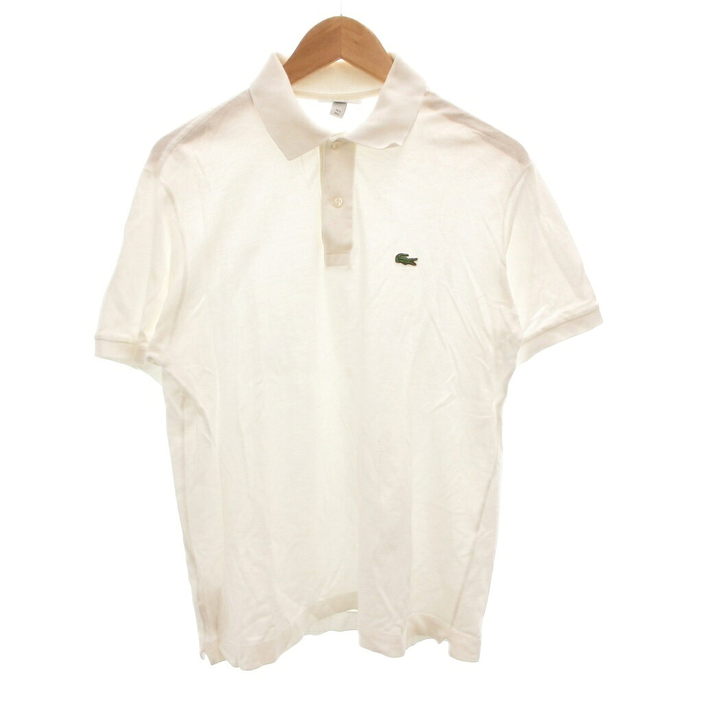 【中古】ラコステ LACOSTE ポロシャツ 鹿の子 半袖 ロゴ L 白 ホワイト /FF メンズ 【ベクトル 古着】 260810ブランドラコステ LACOSTE表記サイズL実寸サイズ肩幅：44cm　身幅：52cm　着丈：70cm　袖丈：20cm　　素材コットン色白 ホワイト 状態・首周り黄ばみ ・裾に擦れ汚れ、シミ ※全体的に中古品としての使用感とダメージがありますが、通常使用には支障のない商品です。 掲載写真や記載内容をご確認いただき、ご理解の上ご購入ください。備考こちらのお品物は店舗で保管しておらず、店頭販売出来かねます。（※お取り寄せも出来かねます）商品のお問い合わせの回答を休止しております。＊各商品ページの商品詳細等をご確認の上ご購入ください。【中古】ラコステ LACOSTE ポロシャツ 鹿の子 半袖 ロゴ L 白 ホワイト /FF メンズ 【ベクトル 古着】 260810状態ランク　”B”詳細については、下記および「状態ランクについて」ページをご覧ください。未使用・新品の商品ほぼ新品同様の商品使用感が少なく、かなり状態の良い商品使用感はあるが、傷や汚れの少ない商品使用感の他、傷や汚れが見られる商品かなり大きな傷みがある難あり商品※S〜CランクはUSED品となりますので、使用感をご理解の上でご入札下さい。状態ランクについてinformationブランドラコステ LACOSTE表記サイズL実寸サイズ肩幅：44cm　身幅：52cm　着丈：70cm　袖丈：20cm　　素材コットン色白 ホワイト 状態・首周り黄ばみ ・裾に擦れ汚れ、シミ ※全体的に中古品としての使用感とダメージがありますが、通常使用には支障のない商品です。 掲載写真や記載内容をご確認いただき、ご理解の上ご購入ください。備考こちらのお品物は店舗で保管しておらず、店頭販売出来かねます。（※お取り寄せも出来かねます）商品のお問い合わせの回答を休止しております。＊各商品ページの商品詳細等をご確認の上ご購入ください。本商品は一点物です他サイトや店舗にて販売している商品です。多少のお時間差にて欠品になることもございます。予めご了承頂ますようお願い致します。ベクトル・サイズガイドはこちらこの商品と同じブランドの商品を見る