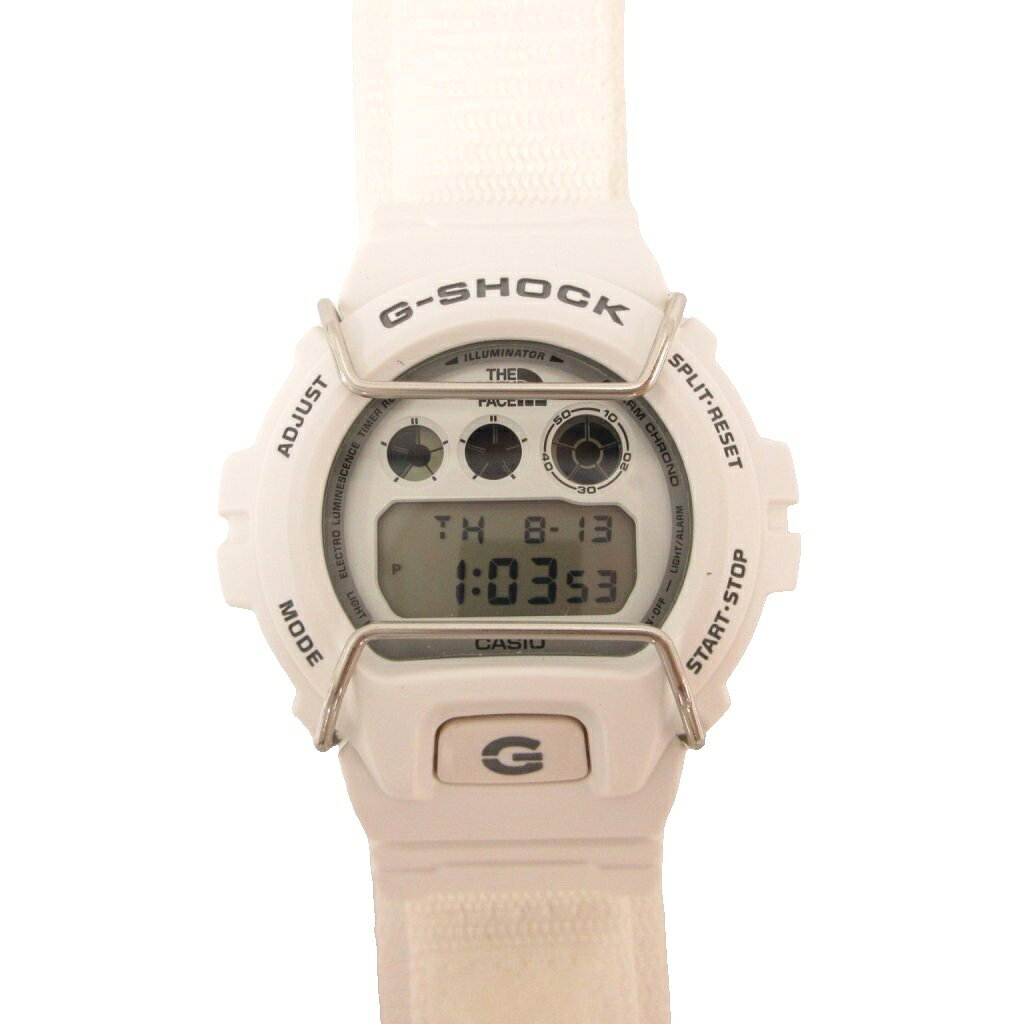 【中古】カシオジーショック CASIO G-SHOCK Supreme THE NORTH FACE トリプルコラボ 腕時計 デジタル クォーツ 三つ目 ロゴ 白 ホワイト DW-6900NS /UO メンズ 【ベクトル 古着】 260813ブランドカシオジーショック CASIO G-SHOCK実寸サイズバンド幅：3cm　腕周り：〜20cm　ケース・タテ：45mm　ケース・ヨコ（リューズは除く）：40mm　　素材バンド ナイロン 裏蓋 ステンレス色白 ホワイト仕様マジックテープ付きバンドによりサイズ調整可能 20BAR クォーツ状態・裏蓋に軽い擦れ、薄い汚れ 若干の使用感はございますが、特筆するようなダメージはなく、比較的きれいなお品です。 ※あくまでも中古品ですので、掲載写真や記載内容をご確認いただき、ご理解の上ご購入ください。付属品取扱説明書、ケース、写真に写っている物が全てです。備考DW-6900NS ・2026年8月に簡易動作確認済みです。 ※出品時は稼働しておりますが、販売期間中の電池切れはご了承ください。保管期間中の電池残量低下等により、到着時に停止している場合がございます。その際は、お手数ですが充電・時刻合わせをお願いいたします。 こちらのお品物は店舗で保管しておらず、店頭販売出来かねます。（※お取り寄せも出来かねます）商品のお問い合わせの回答を休止しております。＊各商品ページの商品詳細等をご確認の上ご購入ください。【中古】カシオジーショック CASIO G-SHOCK Supreme THE NORTH FACE トリプルコラボ 腕時計 デジタル クォーツ 三つ目 ロゴ 白 ホワイト DW-6900NS /UO メンズ 【ベクトル 古着】 260813状態ランク　”A”詳細については、下記および「状態ランクについて」ページをご覧ください。未使用・新品の商品ほぼ新品同様の商品使用感が少なく、かなり状態の良い商品使用感はあるが、傷や汚れの少ない商品使用感の他、傷や汚れが見られる商品かなり大きな傷みがある難あり商品※S〜CランクはUSED品となりますので、使用感をご理解の上でご入札下さい。状態ランクについてinformationブランドカシオジーショック CASIO G-SHOCK実寸サイズバンド幅：3cm　腕周り：〜20cm　ケース・タテ：45mm　ケース・ヨコ（リューズは除く）：40mm　　素材バンド ナイロン 裏蓋 ステンレス色白 ホワイト仕様マジックテープ付きバンドによりサイズ調整可能 20BAR クォーツ状態・裏蓋に軽い擦れ、薄い汚れ 若干の使用感はございますが、特筆するようなダメージはなく、比較的きれいなお品です。 ※あくまでも中古品ですので、掲載写真や記載内容をご確認いただき、ご理解の上ご購入ください。付属品取扱説明書、ケース、写真に写っている物が全てです。備考DW-6900NS ・2026年8月に簡易動作確認済みです。 ※出品時は稼働しておりますが、販売期間中の電池切れはご了承ください。保管期間中の電池残量低下等により、到着時に停止している場合がございます。その際は、お手数ですが充電・時刻合わせをお願いいたします。 こちらのお品物は店舗で保管しておらず、店頭販売出来かねます。（※お取り寄せも出来かねます）商品のお問い合わせの回答を休止しております。＊各商品ページの商品詳細等をご確認の上ご購入ください。本商品は一点物です他サイトや店舗にて販売している商品です。多少のお時間差にて欠品になることもございます。予めご了承頂ますようお願い致します。ベクトル・サイズガイドはこちらこの商品と同じブランドの商品を見る