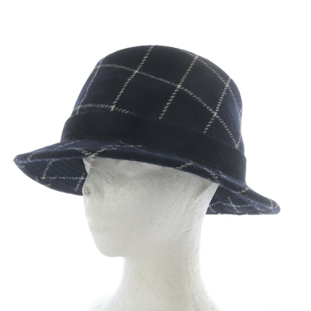 【中古】カシラ CA4LA 帽子 ハット ウール ネイビー /YO3 ■SH メンズ レディース 【ベクトル 古着】 260306ブランドカシラ CA4LA実寸サイズつば：4.5cm　頭周り：約58cm　　素材毛、ポリエステル、ナイロン、アクリル色ネイビー状態つば内側に汚れ、全体的に毛羽立ちがございますが、その他に目立ったダメージはなく、問題なくご使用いただける商品です。 ※あくまでも中古品ですので掲載写真や記載内容をご確認いただき、ご理解の上ご購入ください。付属品付属品なし商品のお問い合わせの回答を休止しております。＊各商品ページの商品詳細等をご確認の上ご購入ください。【中古】カシラ CA4LA 帽子 ハット ウール ネイビー /YO3 ■SH メンズ レディース 【ベクトル 古着】 260306状態ランク　”AB”詳細については、下記および「状態ランクについて」ページをご覧ください。未使用・新品の商品ほぼ新品同様の商品使用感が少なく、かなり状態の良い商品使用感はあるが、傷や汚れの少ない商品使用感の他、傷や汚れが見られる商品かなり大きな傷みがある難あり商品※S〜CランクはUSED品となりますので、使用感をご理解の上でご入札下さい。状態ランクについてinformationブランドカシラ CA4LA実寸サイズつば：4.5cm　頭周り：約58cm　　素材毛、ポリエステル、ナイロン、アクリル色ネイビー状態つば内側に汚れ、全体的に毛羽立ちがございますが、その他に目立ったダメージはなく、問題なくご使用いただける商品です。 ※あくまでも中古品ですので掲載写真や記載内容をご確認いただき、ご理解の上ご購入ください。付属品付属品なし商品のお問い合わせの回答を休止しております。＊各商品ページの商品詳細等をご確認の上ご購入ください。本商品は一点物です他サイトや店舗にて販売している商品です。多少のお時間差にて欠品になることもございます。予めご了承頂ますようお願い致します。ベクトル・サイズガイドはこちらこの商品と同じブランドの商品を見る