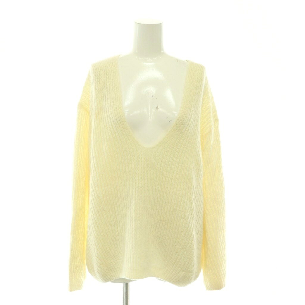 【中古】スナイデル SNIDEL Vネックニット セーター プルオーバー アルパカ混 1 アイボリー /CX ■OS レディース 【ベクトル 古着】 260508ブランドスナイデル SNIDEL表記サイズ1実寸サイズ肩幅：48cm　身幅：52cm　着丈：63cm　袖丈：48cm　　素材アクリル ナイロン 羊毛 アルパカ色アイボリー状態使用感が少なく、かなり状態の良い商品です。 ※あくまでも中古品ですので掲載写真や記載内容をご確認いただき、ご理解の上ご購入ください。商品のお問い合わせの回答を休止しております。＊各商品ページの商品詳細等をご確認の上ご購入ください。【中古】スナイデル SNIDEL Vネックニット セーター プルオーバー アルパカ混 1 アイボリー /CX ■OS レディース 【ベクトル 古着】 260508状態ランク　”A”詳細については、下記および「状態ランクについて」ページをご覧ください。未使用・新品の商品ほぼ新品同様の商品使用感が少なく、かなり状態の良い商品使用感はあるが、傷や汚れの少ない商品使用感の他、傷や汚れが見られる商品かなり大きな傷みがある難あり商品※S〜CランクはUSED品となりますので、使用感をご理解の上でご入札下さい。状態ランクについてinformationブランドスナイデル SNIDEL表記サイズ1実寸サイズ肩幅：48cm　身幅：52cm　着丈：63cm　袖丈：48cm　　素材アクリル ナイロン 羊毛 アルパカ色アイボリー状態使用感が少なく、かなり状態の良い商品です。 ※あくまでも中古品ですので掲載写真や記載内容をご確認いただき、ご理解の上ご購入ください。商品のお問い合わせの回答を休止しております。＊各商品ページの商品詳細等をご確認の上ご購入ください。本商品は一点物です他サイトや店舗にて販売している商品です。多少のお時間差にて欠品になることもございます。予めご了承頂ますようお願い致します。ベクトル・サイズガイドはこちらこの商品と同じブランドの商品を見る