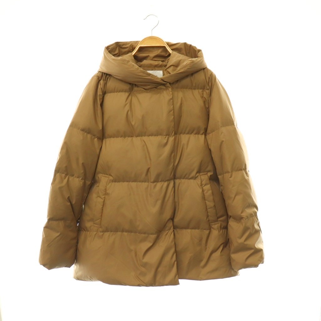 【中古】オペークドットクリップ OPAQUE.CLIP ダウンジャケット フード ミドル丈 アウター 40/L モカベージュ /HS ■OS レディース 【ベクトル 古着】 260630ブランドオペークドットクリップ OPAQUE.CLIP表記サイズ40/L実寸サイズ肩幅：40cm　身幅：53cm　着丈：71cm　袖丈：63cm　　素材ポリエステル リブ部分：ポリエステル、ポリウレタン 裏地：ポリエステル 詰め物：ダウン フェザー色モカベージュ状態左前身頃広範囲に薄汚れがありますが、その他に目立ったダメージはなく、問題なくご使用いただける商品です。 ※あくまでも中古品ですので掲載写真や記載内容をご確認いただき、ご理解の上ご購入ください。商品のお問い合わせの回答を休止しております。＊各商品ページの商品詳細等をご確認の上ご購入ください。【中古】オペークドットクリップ OPAQUE.CLIP ダウンジャケット フード ミドル丈 アウター 40/L モカベージュ /HS ■OS レディース 【ベクトル 古着】 260630状態ランク　”AB”詳細については、下記および「状態ランクについて」ページをご覧ください。未使用・新品の商品ほぼ新品同様の商品使用感が少なく、かなり状態の良い商品使用感はあるが、傷や汚れの少ない商品使用感の他、傷や汚れが見られる商品かなり大きな傷みがある難あり商品※S〜CランクはUSED品となりますので、使用感をご理解の上でご入札下さい。状態ランクについてinformationブランドオペークドットクリップ OPAQUE.CLIP表記サイズ40/L実寸サイズ肩幅：40cm　身幅：53cm　着丈：71cm　袖丈：63cm　　素材ポリエステル リブ部分：ポリエステル、ポリウレタン 裏地：ポリエステル 詰め物：ダウン フェザー色モカベージュ状態左前身頃広範囲に薄汚れがありますが、その他に目立ったダメージはなく、問題なくご使用いただける商品です。 ※あくまでも中古品ですので掲載写真や記載内容をご確認いただき、ご理解の上ご購入ください。商品のお問い合わせの回答を休止しております。＊各商品ページの商品詳細等をご確認の上ご購入ください。本商品は一点物です他サイトや店舗にて販売している商品です。多少のお時間差にて欠品になることもございます。予めご了承頂ますようお願い致します。ベクトル・サイズガイドはこちらこの商品と同じブランドの商品を見る