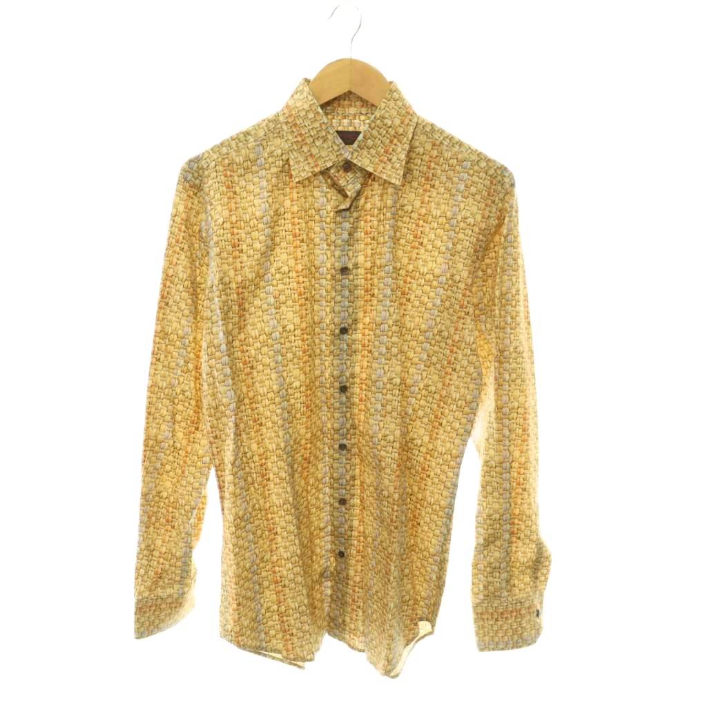 【中古】エトロ ETRO 総柄 長袖シャツ 42 ベージュ /HK ■OS メンズ 【ベクトル 古着】 260629ブランドエトロ ETRO表記サイズ42実寸サイズ肩幅：48cm　身幅：57cm　着丈：77cm　袖丈：66cm　　素材綿色ベージュ状態使用感が少なく、かなり状態の良い商品です。 ※あくまでも中古品ですので掲載写真や記載内容をご確認いただき、ご理解の上ご購入ください。商品のお問い合わせの回答を休止しております。＊各商品ページの商品詳細等をご確認の上ご購入ください。【中古】エトロ ETRO 総柄 長袖シャツ 42 ベージュ /HK ■OS メンズ 【ベクトル 古着】 260629状態ランク　”A”詳細については、下記および「状態ランクについて」ページをご覧ください。未使用・新品の商品ほぼ新品同様の商品使用感が少なく、かなり状態の良い商品使用感はあるが、傷や汚れの少ない商品使用感の他、傷や汚れが見られる商品かなり大きな傷みがある難あり商品※S〜CランクはUSED品となりますので、使用感をご理解の上でご入札下さい。状態ランクについてinformationブランドエトロ ETRO表記サイズ42実寸サイズ肩幅：48cm　身幅：57cm　着丈：77cm　袖丈：66cm　　素材綿色ベージュ状態使用感が少なく、かなり状態の良い商品です。 ※あくまでも中古品ですので掲載写真や記載内容をご確認いただき、ご理解の上ご購入ください。商品のお問い合わせの回答を休止しております。＊各商品ページの商品詳細等をご確認の上ご購入ください。本商品は一点物です他サイトや店舗にて販売している商品です。多少のお時間差にて欠品になることもございます。予めご了承頂ますようお願い致します。ベクトル・サイズガイドはこちらこの商品と同じブランドの商品を見る