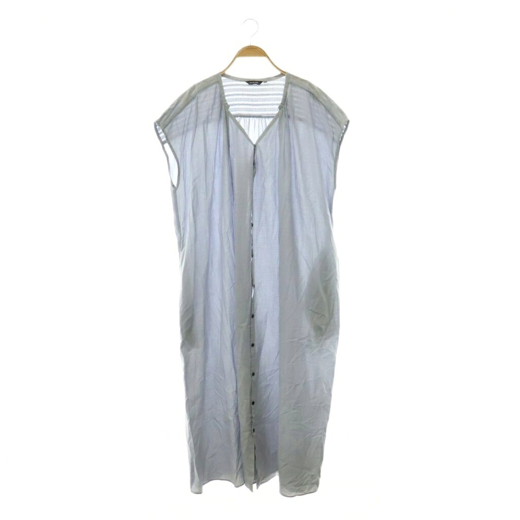 【中古】パドカレ pas de calais コットン シャツワンピース ロング フレンチスリーブ 36 ライトブルー /HK ■OS レディース 【ベクトル 古着】 260707ブランドパドカレ pas de calais表記サイズ36実寸サイズ身幅：70cm　着丈：123cm　ゆき丈：32.5cm　　素材綿色ライトブルー状態裾周りに汚れがありますが、その他に目立ったダメージはなく、問題なくご使用いただける商品です。 ※あくまでも中古品ですので掲載写真や記載内容をご確認いただき、ご理解の上ご購入ください。商品のお問い合わせの回答を休止しております。＊各商品ページの商品詳細等をご確認の上ご購入ください。【中古】パドカレ pas de calais コットン シャツワンピース ロング フレンチスリーブ 36 ライトブルー /HK ■OS レディース 【ベクトル 古着】 260707状態ランク　”AB”詳細については、下記および「状態ランクについて」ページをご覧ください。未使用・新品の商品ほぼ新品同様の商品使用感が少なく、かなり状態の良い商品使用感はあるが、傷や汚れの少ない商品使用感の他、傷や汚れが見られる商品かなり大きな傷みがある難あり商品※S〜CランクはUSED品となりますので、使用感をご理解の上でご入札下さい。状態ランクについてinformationブランドパドカレ pas de calais表記サイズ36実寸サイズ身幅：70cm　着丈：123cm　ゆき丈：32.5cm　　素材綿色ライトブルー状態裾周りに汚れがありますが、その他に目立ったダメージはなく、問題なくご使用いただける商品です。 ※あくまでも中古品ですので掲載写真や記載内容をご確認いただき、ご理解の上ご購入ください。商品のお問い合わせの回答を休止しております。＊各商品ページの商品詳細等をご確認の上ご購入ください。本商品は一点物です他サイトや店舗にて販売している商品です。多少のお時間差にて欠品になることもございます。予めご了承頂ますようお願い致します。ベクトル・サイズガイドはこちらこの商品と同じブランドの商品を見る