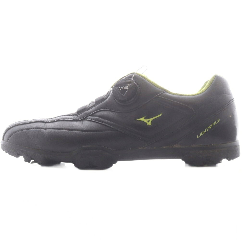 【中古】ミズノ MIZUNO ゴルフ スパイク 26.5cm 黒 ブラック 黄緑 グリーン /SR ■GY09 メンズ 【ベクトル 古着】 260907ブランドミズノ MIZUNO表記サイズ26.5cm実寸サイズ最大幅：10cm　アウトソール：29cm　　色黒 ブラック 黄緑 グリーン状態この商品には下記のようなダメージがあります。 ・履き口周り広範囲に黒色の汚れ ・表面に擦り傷や白色の汚れ ・アウトソールに茶色の汚れ ※使用感の他、上記のようにダメージがある中古品です。掲載写真や記載内容をご確認いただき、ご理解の上ご購入ください。付属品付属品なし商品のお問い合わせの回答を休止しております。＊各商品ページの商品詳細等をご確認の上ご購入ください。【中古】ミズノ MIZUNO ゴルフ スパイク 26.5cm 黒 ブラック 黄緑 グリーン /SR ■GY09 メンズ 【ベクトル 古着】 260907状態ランク　”C”詳細については、下記および「状態ランクについて」ページをご覧ください。未使用・新品の商品ほぼ新品同様の商品使用感が少なく、かなり状態の良い商品使用感はあるが、傷や汚れの少ない商品使用感の他、傷や汚れが見られる商品かなり大きな傷みがある難あり商品※S〜CランクはUSED品となりますので、使用感をご理解の上でご入札下さい。状態ランクについてinformationブランドミズノ MIZUNO表記サイズ26.5cm実寸サイズ最大幅：10cm　アウトソール：29cm　　色黒 ブラック 黄緑 グリーン状態この商品には下記のようなダメージがあります。 ・履き口周り広範囲に黒色の汚れ ・表面に擦り傷や白色の汚れ ・アウトソールに茶色の汚れ ※使用感の他、上記のようにダメージがある中古品です。掲載写真や記載内容をご確認いただき、ご理解の上ご購入ください。付属品付属品なし商品のお問い合わせの回答を休止しております。＊各商品ページの商品詳細等をご確認の上ご購入ください。本商品は一点物です他サイトや店舗にて販売している商品です。多少のお時間差にて欠品になることもございます。予めご了承頂ますようお願い致します。ベクトル・サイズガイドはこちらこの商品と同じブランドの商品を見る