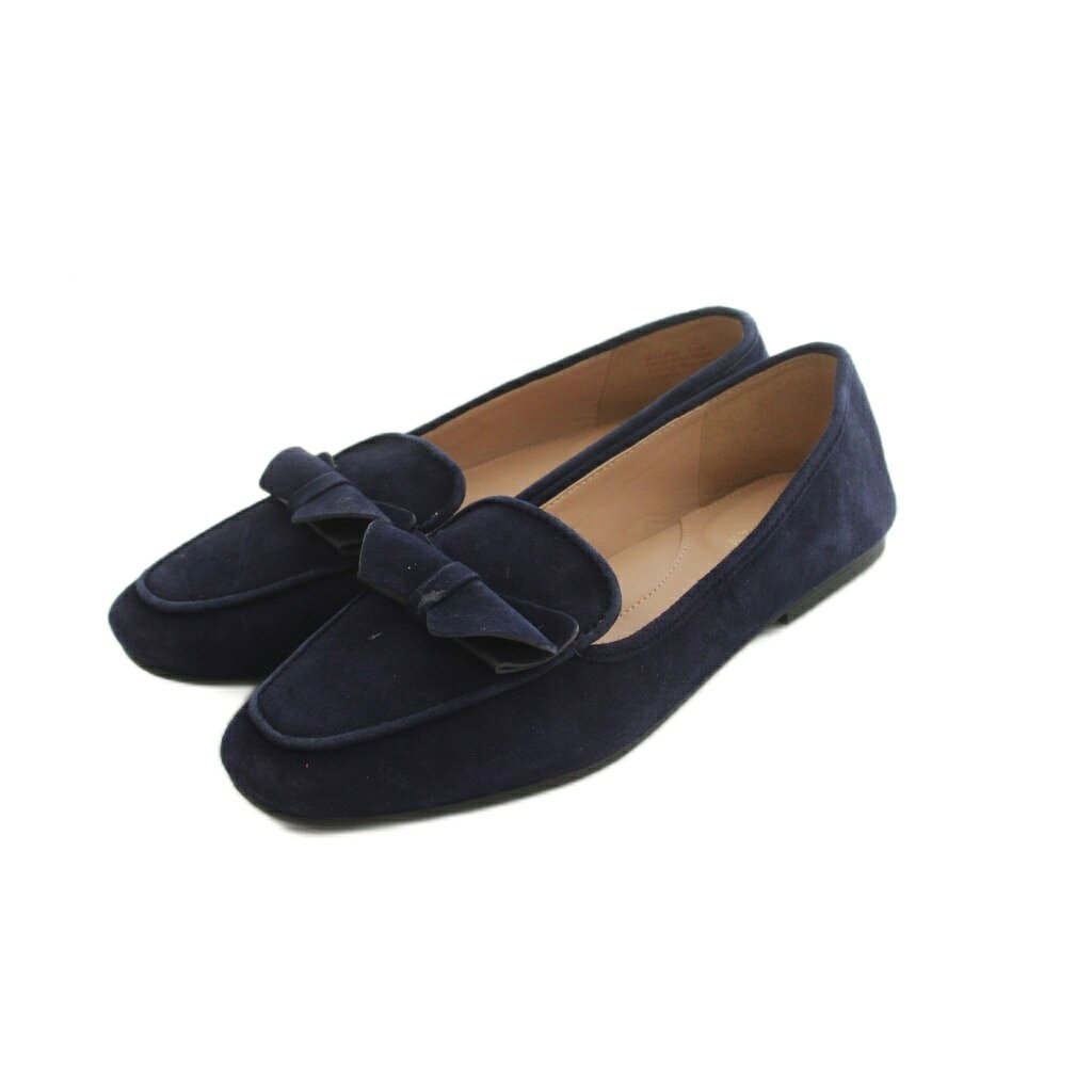 【中古】コールハーン COLE HAAN ローファー リボンモチーフ スエード 5.5 22.5cm 紺 ネイビー /MI ■OS ■MA レディース 【ベクトル 古着】 260907ブランドコールハーン COLE HAAN表記サイズ5.5 22.5cm実寸サイズヒールの高さ：0.8cm　最大幅：7.5cm　　素材スエード色紺 ネイビー状態アッパーに白いスレがございますが、その他に目立ったダメージはなく、まだまだご使用いただける商品です。 ※あくまでも中古品ですので掲載写真や記載内容をご確認いただき、ご理解の上ご購入ください。付属品付属品なし商品のお問い合わせの回答を休止しております。＊各商品ページの商品詳細等をご確認の上ご購入ください。【中古】コールハーン COLE HAAN ローファー リボンモチーフ スエード 5.5 22.5cm 紺 ネイビー /MI ■OS ■MA レディース 【ベクトル 古着】 260907状態ランク　”AB”詳細については、下記および「状態ランクについて」ページをご覧ください。未使用・新品の商品ほぼ新品同様の商品使用感が少なく、かなり状態の良い商品使用感はあるが、傷や汚れの少ない商品使用感の他、傷や汚れが見られる商品かなり大きな傷みがある難あり商品※S〜CランクはUSED品となりますので、使用感をご理解の上でご入札下さい。状態ランクについてinformationブランドコールハーン COLE HAAN表記サイズ5.5 22.5cm実寸サイズヒールの高さ：0.8cm　最大幅：7.5cm　　素材スエード色紺 ネイビー状態アッパーに白いスレがございますが、その他に目立ったダメージはなく、まだまだご使用いただける商品です。 ※あくまでも中古品ですので掲載写真や記載内容をご確認いただき、ご理解の上ご購入ください。付属品付属品なし商品のお問い合わせの回答を休止しております。＊各商品ページの商品詳細等をご確認の上ご購入ください。本商品は一点物です他サイトや店舗にて販売している商品です。多少のお時間差にて欠品になることもございます。予めご了承頂ますようお願い致します。ベクトル・サイズガイドはこちらこの商品と同じブランドの商品を見る
