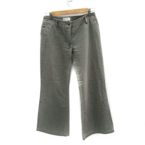 【中古】ポール＆ジョー PAUL&JOE デニムパンツ ジーンズ フレアパンツ ロング丈 ストライプ柄 38 グレー /SM2 レディース 【ベクトル 古着】 231025ブランドポール＆ジョー PAUL&JOE表記サイズ38（日本サイズM相当） ※実寸サイズをご確認下さい。実寸サイズウエスト：72cm　もも幅：27cm　裾幅：29cm　股上：21cm　股下：75cm　　素材コットン 100%色グレー ※色に関しては、この商品の出品者の主観で判断しておりますので、カタログや正規カラーとは言いまわしが異なる場合があります。仕様ジップフライ 前ポケット×2、後ろポケット×1状態使用感が少なく、状態の良い商品です。 ※あくまでも中古品ですので掲載写真や記載内容をご確認いただき、ご理解の上ご購入ください。商品のお問い合わせの回答を休止しております。＊各商品ページの商品詳細等をご確認の上ご購入ください。【中古】ポール＆ジョー PAUL&JOE デニムパンツ ジーンズ フレアパンツ ロング丈 ストライプ柄 38 グレー /SM2 レディース 【ベクトル 古着】 231025状態ランク　”A”詳細については、下記および「状態ランクについて」ページをご覧ください。未使用・新品の商品ほぼ新品同様の商品使用感が少なく、かなり状態の良い商品使用感はあるが、傷や汚れの少ない商品使用感の他、傷や汚れが見られる商品かなり大きな傷みがある難あり商品※S〜CランクはUSED品となりますので、使用感をご理解の上でご入札下さい。状態ランクについてinformationブランドポール＆ジョー PAUL&JOE表記サイズ38（日本サイズM相当） ※実寸サイズをご確認下さい。実寸サイズウエスト：72cm　もも幅：27cm　裾幅：29cm　股上：21cm　股下：75cm　　素材コットン 100%色グレー ※色に関しては、この商品の出品者の主観で判断しておりますので、カタログや正規カラーとは言いまわしが異なる場合があります。仕様ジップフライ 前ポケット×2、後ろポケット×1状態使用感が少なく、状態の良い商品です。 ※あくまでも中古品ですので掲載写真や記載内容をご確認いただき、ご理解の上ご購入ください。商品のお問い合わせの回答を休止しております。＊各商品ページの商品詳細等をご確認の上ご購入ください。本商品は一点物です他サイトや店舗にて販売している商品です。多少のお時間差にて欠品になることもございます。予めご了承頂ますようお願い致します。ベクトル・サイズガイドはこちらこの商品と同じブランドの商品を見る