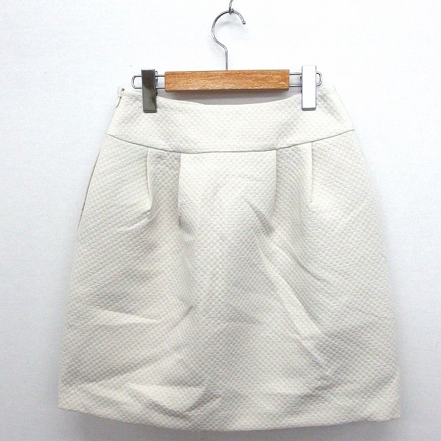 【中古】アベニールエトワール Aveniretoile スカート 台形 ひざ丈 ビジューボタン ジップ 38 ホワイト 白 /FT14 レディース 【ベクトル 古着】 200808 ブランド古着ベクトルプレミアム店