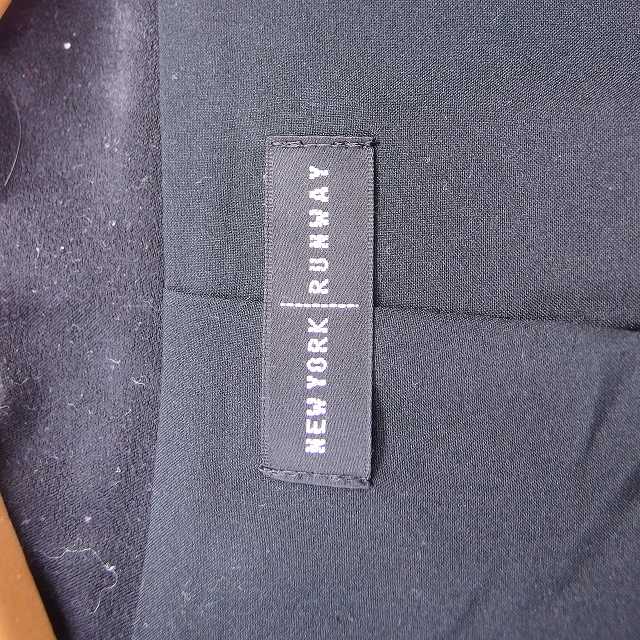 【中古】NEWYORK RUNWAY コート アウター V襟 ボタン シンプル ポケット 38 ブラック /ST22 レディース 【ベクトル 古着】 201112 ブランド古着ベクトルプレミアム店