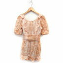 【中古】ジルスチュアート JILL STUART チェック柄 フレア ワンピース ミニ 半袖 フリル コットン 綿 2 ピンクベージュ /FT3 レディース 【ベクトル 古着】 230512ブランドジルスチュアート JILL STUART表記サイズ2実寸サイズ肩幅：約36cm　身幅：約42cm　袖丈：約31cm　総丈：約74cm　　素材表地：コットン72％、キュプラ28％ 裏地：ポリエステル100％色ピンクベージュ ※色に関してはこの商品の出品者の主観で判断しておりますので、カタログや正規のカラーとは言い回しが異なる場合があります。仕様バックジップ状態全体的に毛羽立ちがありますが、その他に目立ったダメージはなく、問題なくご使用いただける商品です。 ※あくまでも中古品ですので掲載写真や記載内容をご確認いただき、ご理解の上ご購入ください。商品のお問い合わせの回答を休止しております。＊各商品ページの商品詳細等をご確認の上ご購入ください。【中古】ジルスチュアート JILL STUART チェック柄 フレア ワンピース ミニ 半袖 フリル コットン 綿 2 ピンクベージュ /FT3 レディース 【ベクトル 古着】 230512状態ランク　”AB”詳細については、下記および「状態ランクについて」ページをご覧ください。未使用・新品の商品ほぼ新品同様の商品使用感が少なく、かなり状態の良い商品使用感はあるが、傷や汚れの少ない商品使用感の他、傷や汚れが見られる商品かなり大きな傷みがある難あり商品※S〜CランクはUSED品となりますので、使用感をご理解の上でご入札下さい。状態ランクについてinformationブランドジルスチュアート JILL STUART表記サイズ2実寸サイズ肩幅：約36cm　身幅：約42cm　袖丈：約31cm　総丈：約74cm　　素材表地：コットン72％、キュプラ28％ 裏地：ポリエステル100％色ピンクベージュ ※色に関してはこの商品の出品者の主観で判断しておりますので、カタログや正規のカラーとは言い回しが異なる場合があります。仕様バックジップ状態全体的に毛羽立ちがありますが、その他に目立ったダメージはなく、問題なくご使用いただける商品です。 ※あくまでも中古品ですので掲載写真や記載内容をご確認いただき、ご理解の上ご購入ください。商品のお問い合わせの回答を休止しております。＊各商品ページの商品詳細等をご確認の上ご購入ください。本商品は一点物です他サイトや店舗にて販売している商品です。多少のお時間差にて欠品になることもございます。予めご了承頂ますようお願い致します。ベクトル・サイズガイドはこちらこの商品と同じブランドの商品を見る