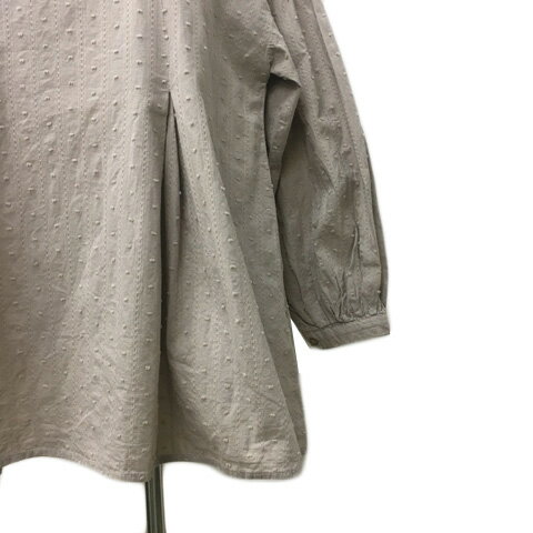 【中古】スタディオクリップ Studio Clip カットソー プルオーバー ラウンドネック 総柄 タック バックボタン オーバーサイズ パフスリーブ 長袖 F ベージュ レディース 【ベクトル 古着】 240605