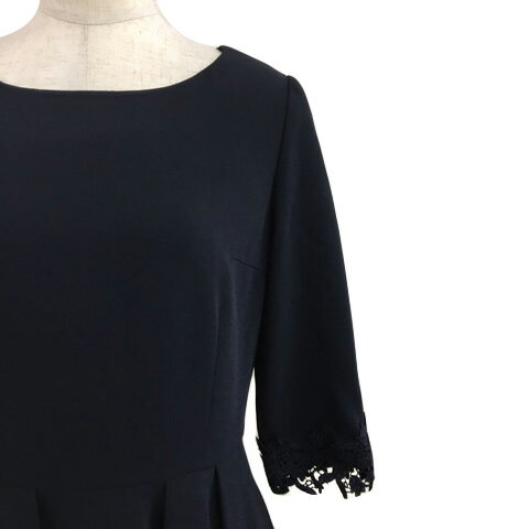 【中古】ミューズリファインドクローズ MS MEW’S REFINED CLOTHES ワンピース フレア Aライン ひざ丈 レース 刺繍 無地 タック 七分袖 M 紺 ネイビー レディース 【ベクトル 古着】 240624