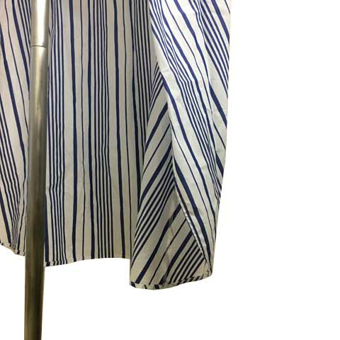 【中古】ソークロース So close ワンピース シャツ フレア ロング ストライプ パール 長袖 M 青 白 ブルー ホワイト レディース 【ベクトル 古着】 240725