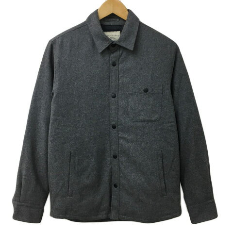 【中古】ナノユニバース nano universe ジャケット ダウン CPO ブルゾン 無地 長袖 M グレー メンズ 【ベクトル 古着】 251107ブランドナノユニバース nano universe表記サイズM実寸サイズ肩幅：42cm　身幅：51cm　着丈：72cm　袖丈：62cm　　素材本体 毛40％ レーヨン38％ ポリエステル22％ 裏地 ポリエステル100％ 中わた ダウン50％ フェザー50％色グレー ※色に関しましては出品者の主観で判断しておりますので、カタログや正規カラーなどとは言い回し等が異なる場合がございます。仕様スナップボタン留めです。 裏地が付いています。 両サイドと左胸にポケットがあります。状態若干の使用感はございますが、目立った汚れやダメージはなく良好です。商品のお問い合わせの回答を休止しております。＊各商品ページの商品詳細等をご確認の上ご購入ください。【中古】ナノユニバース nano universe ジャケット ダウン CPO ブルゾン 無地 長袖 M グレー メンズ 【ベクトル 古着】 251107状態ランク　”A”詳細については、下記および「状態ランクについて」ページをご覧ください。未使用・新品の商品ほぼ新品同様の商品使用感が少なく、かなり状態の良い商品使用感はあるが、傷や汚れの少ない商品使用感の他、傷や汚れが見られる商品かなり大きな傷みがある難あり商品※S〜CランクはUSED品となりますので、使用感をご理解の上でご入札下さい。状態ランクについてinformationブランドナノユニバース nano universe表記サイズM実寸サイズ肩幅：42cm　身幅：51cm　着丈：72cm　袖丈：62cm　　素材本体 毛40％ レーヨン38％ ポリエステル22％ 裏地 ポリエステル100％ 中わた ダウン50％ フェザー50％色グレー ※色に関しましては出品者の主観で判断しておりますので、カタログや正規カラーなどとは言い回し等が異なる場合がございます。仕様スナップボタン留めです。 裏地が付いています。 両サイドと左胸にポケットがあります。状態若干の使用感はございますが、目立った汚れやダメージはなく良好です。商品のお問い合わせの回答を休止しております。＊各商品ページの商品詳細等をご確認の上ご購入ください。本商品は一点物です他サイトや店舗にて販売している商品です。多少のお時間差にて欠品になることもございます。予めご了承頂ますようお願い致します。ベクトル・サイズガイドはこちらこの商品と同じブランドの商品を見る