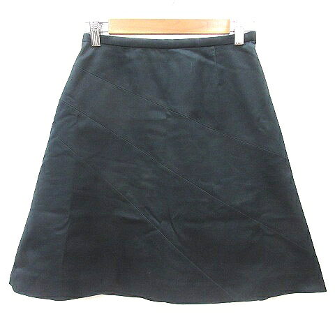 【中古】ミラショーン mila schon 台形スカート ひざ丈 9 黒 ブラック /MS レディース 【ベクトル 古着】 260415ブランドミラショーン mila schon表記サイズ9（日本サイズM程度）実寸サイズウエスト：約62cm　ヒップ：約98cm　スカート丈：約51cm　　素材綿 60％ ポリエステル 35％ ポリウレタン 5％色黒状態中央あたりに薄汚れ、裾に小さな茶色の汚れがありますが、ダメージは少なく、通常使用には支障のない商品です。※あくまでも中古品ですので掲載写真や記載内容をご確認いただき、ご理解の上ご購入ください。商品のお問い合わせの回答を休止しております。＊各商品ページの商品詳細等をご確認の上ご購入ください。【中古】ミラショーン mila schon 台形スカート ひざ丈 9 黒 ブラック /MS レディース 【ベクトル 古着】 260415状態ランク　”A”詳細については、下記および「状態ランクについて」ページをご覧ください。未使用・新品の商品ほぼ新品同様の商品使用感が少なく、かなり状態の良い商品使用感はあるが、傷や汚れの少ない商品使用感の他、傷や汚れが見られる商品かなり大きな傷みがある難あり商品※S〜CランクはUSED品となりますので、使用感をご理解の上でご入札下さい。状態ランクについてinformationブランドミラショーン mila schon表記サイズ9（日本サイズM程度）実寸サイズウエスト：約62cm　ヒップ：約98cm　スカート丈：約51cm　　素材綿 60％ ポリエステル 35％ ポリウレタン 5％色黒状態中央あたりに薄汚れ、裾に小さな茶色の汚れがありますが、ダメージは少なく、通常使用には支障のない商品です。※あくまでも中古品ですので掲載写真や記載内容をご確認いただき、ご理解の上ご購入ください。商品のお問い合わせの回答を休止しております。＊各商品ページの商品詳細等をご確認の上ご購入ください。本商品は一点物です他サイトや店舗にて販売している商品です。多少のお時間差にて欠品になることもございます。予めご了承頂ますようお願い致します。ベクトル・サイズガイドはこちらこの商品と同じブランドの商品を見る