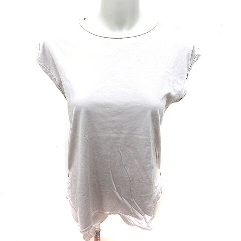 【中古】アプワイザーリッシェ Apuweiser-riche Tシャツ カットソー Uネック ノースリーブ 2 ベージュ /RT レディース 【ベクトル 古着】 260709ブランドアプワイザーリッシェ Apuweiser-riche表記サイズ2実寸サイズ身幅：約44cm　着丈：約60cm　　素材再生繊維セルロース68％綿32％色ベージュ状態使用感が少なく、かなり状態の良い商品です。 ※あくまでも中古品ですので掲載写真や記載内容をご確認いただき、ご理解の上ご購入ください。 商品のお問い合わせの回答を休止しております。＊各商品ページの商品詳細等をご確認の上ご購入ください。【中古】アプワイザーリッシェ Apuweiser-riche Tシャツ カットソー Uネック ノースリーブ 2 ベージュ /RT レディース 【ベクトル 古着】 260709状態ランク　”A”詳細については、下記および「状態ランクについて」ページをご覧ください。未使用・新品の商品ほぼ新品同様の商品使用感が少なく、かなり状態の良い商品使用感はあるが、傷や汚れの少ない商品使用感の他、傷や汚れが見られる商品かなり大きな傷みがある難あり商品※S〜CランクはUSED品となりますので、使用感をご理解の上でご入札下さい。状態ランクについてinformationブランドアプワイザーリッシェ Apuweiser-riche表記サイズ2実寸サイズ身幅：約44cm　着丈：約60cm　　素材再生繊維セルロース68％綿32％色ベージュ状態使用感が少なく、かなり状態の良い商品です。 ※あくまでも中古品ですので掲載写真や記載内容をご確認いただき、ご理解の上ご購入ください。 商品のお問い合わせの回答を休止しております。＊各商品ページの商品詳細等をご確認の上ご購入ください。本商品は一点物です他サイトや店舗にて販売している商品です。多少のお時間差にて欠品になることもございます。予めご了承頂ますようお願い致します。ベクトル・サイズガイドはこちらこの商品と同じブランドの商品を見る