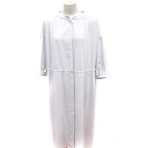 【中古】コムサ COMME CA ワンピース Aライン ロング 長袖 ウエストマーク 15 グレー /RT レディース 【ベクトル 古着】 260724ブランドコムサ COMME CA表記サイズ15実寸サイズ身幅：約65cm　着丈：約114cm　ゆき丈：約65cm　　素材ポリエステル100％色グレー状態後ろスカート部分に薄汚れがありますが、状態の良い商品です。 ※あくまでも中古品ですので掲載写真や記載内容をご確認いただき、ご理解の上ご購入ください。 付属品替えボタン1商品のお問い合わせの回答を休止しております。＊各商品ページの商品詳細等をご確認の上ご購入ください。【中古】コムサ COMME CA ワンピース Aライン ロング 長袖 ウエストマーク 15 グレー /RT レディース 【ベクトル 古着】 260724状態ランク　”A”詳細については、下記および「状態ランクについて」ページをご覧ください。未使用・新品の商品ほぼ新品同様の商品使用感が少なく、かなり状態の良い商品使用感はあるが、傷や汚れの少ない商品使用感の他、傷や汚れが見られる商品かなり大きな傷みがある難あり商品※S〜CランクはUSED品となりますので、使用感をご理解の上でご入札下さい。状態ランクについてinformationブランドコムサ COMME CA表記サイズ15実寸サイズ身幅：約65cm　着丈：約114cm　ゆき丈：約65cm　　素材ポリエステル100％色グレー状態後ろスカート部分に薄汚れがありますが、状態の良い商品です。 ※あくまでも中古品ですので掲載写真や記載内容をご確認いただき、ご理解の上ご購入ください。 付属品替えボタン1商品のお問い合わせの回答を休止しております。＊各商品ページの商品詳細等をご確認の上ご購入ください。本商品は一点物です他サイトや店舗にて販売している商品です。多少のお時間差にて欠品になることもございます。予めご了承頂ますようお願い致します。ベクトル・サイズガイドはこちらこの商品と同じブランドの商品を見る