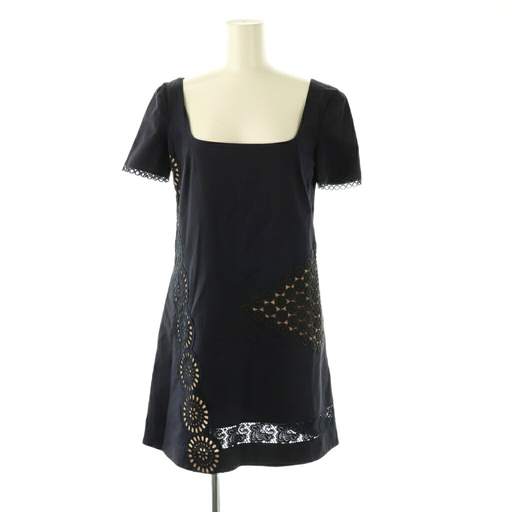 【中古】ステラマッカートニー STELLA McCARTNEY ワンピース ミニ 半袖 34 紺 ネイビー /AT ■OS ■GY57 レディース 【ベクトル 古着】 251114ブランドステラマッカートニー STELLA McCARTNEY表記サイズ34実寸サイズ肩幅：36cm　身幅：37cm　袖丈：17cm　総丈：78cm　　素材表地 コットン ポリウレタン 裏地 シルク色紺 ネイビー状態全体的な汚れがございます。 ※全体的に中古品としての使用感とダメージがありますが、通常使用には支障のない商品です。 掲載写真や記載内容をご確認いただき、ご理解の上ご購入ください。備考品番 410862 (株）ステラマッカートニージャパン商品のお問い合わせの回答を休止しております。＊各商品ページの商品詳細等をご確認の上ご購入ください。【中古】ステラマッカートニー STELLA McCARTNEY ワンピース ミニ 半袖 34 紺 ネイビー /AT ■OS ■GY57 レディース 【ベクトル 古着】 251114状態ランク　”B”詳細については、下記および「状態ランクについて」ページをご覧ください。未使用・新品の商品ほぼ新品同様の商品使用感が少なく、かなり状態の良い商品使用感はあるが、傷や汚れの少ない商品使用感の他、傷や汚れが見られる商品かなり大きな傷みがある難あり商品※S〜CランクはUSED品となりますので、使用感をご理解の上でご入札下さい。状態ランクについてinformationブランドステラマッカートニー STELLA McCARTNEY表記サイズ34実寸サイズ肩幅：36cm　身幅：37cm　袖丈：17cm　総丈：78cm　　素材表地 コットン ポリウレタン 裏地 シルク色紺 ネイビー状態全体的な汚れがございます。 ※全体的に中古品としての使用感とダメージがありますが、通常使用には支障のない商品です。 掲載写真や記載内容をご確認いただき、ご理解の上ご購入ください。備考品番 410862 (株）ステラマッカートニージャパン商品のお問い合わせの回答を休止しております。＊各商品ページの商品詳細等をご確認の上ご購入ください。本商品は一点物です他サイトや店舗にて販売している商品です。多少のお時間差にて欠品になることもございます。予めご了承頂ますようお願い致します。ベクトル・サイズガイドはこちらこの商品と同じブランドの商品を見る