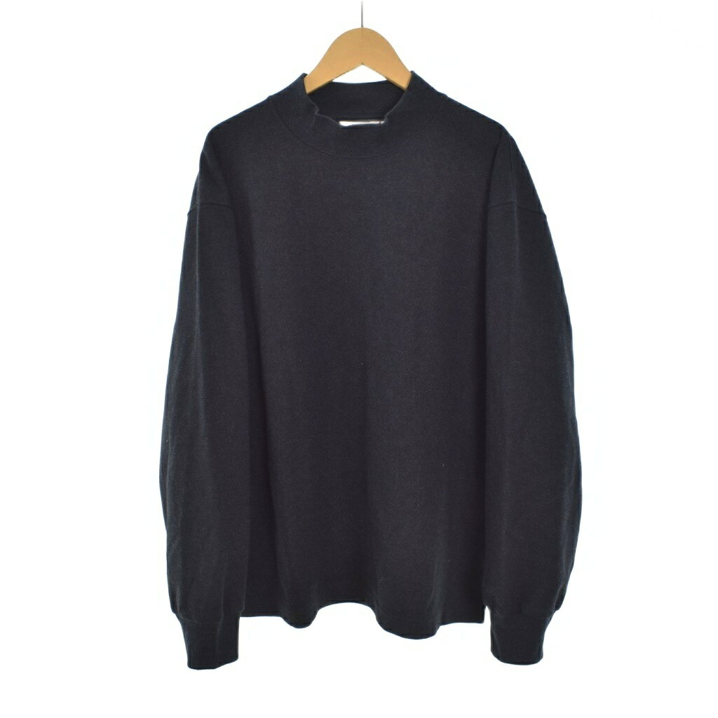 ユニクロU モックネックTシャツ