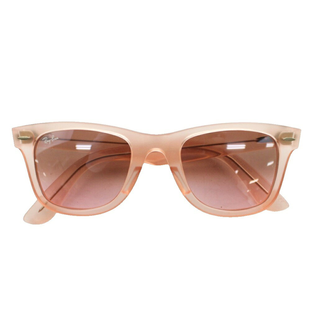 【中古】レイバン RAY BAN ウェイファーラー Wayfarer サングラス ウェリントン 50□22 ピンク /SS ■OS ■GY62 メンズ レディース 【ベクトル 古着】 260716ブランドレイバン RAY BAN表記サイズ50□22 実寸サイズレンズの大きさ：約5×3.9cm　フレーム：約14.5cm　テンプル：約14cm　　色本体 ピンク レンズ ピンク‐グレー(グラデーション)状態・テンプルの歪み ※全体的に中古品としての使用感とダメージがありますが、通常使用には支障のない商品です。 掲載写真や記載内容をご確認いただき、ご理解の上ご購入ください。付属品ケース備考品番 RB2140 商品のお問い合わせの回答を休止しております。＊各商品ページの商品詳細等をご確認の上ご購入ください。【中古】レイバン RAY BAN ウェイファーラー Wayfarer サングラス ウェリントン 50□22 ピンク /SS ■OS ■GY62 メンズ レディース 【ベクトル 古着】 260716状態ランク　”B”詳細については、下記および「状態ランクについて」ページをご覧ください。未使用・新品の商品ほぼ新品同様の商品使用感が少なく、かなり状態の良い商品使用感はあるが、傷や汚れの少ない商品使用感の他、傷や汚れが見られる商品かなり大きな傷みがある難あり商品※S〜CランクはUSED品となりますので、使用感をご理解の上でご入札下さい。状態ランクについてinformationブランドレイバン RAY BAN表記サイズ50□22 実寸サイズレンズの大きさ：約5×3.9cm　フレーム：約14.5cm　テンプル：約14cm　　色本体 ピンク レンズ ピンク‐グレー(グラデーション)状態・テンプルの歪み ※全体的に中古品としての使用感とダメージがありますが、通常使用には支障のない商品です。 掲載写真や記載内容をご確認いただき、ご理解の上ご購入ください。付属品ケース備考品番 RB2140 商品のお問い合わせの回答を休止しております。＊各商品ページの商品詳細等をご確認の上ご購入ください。本商品は一点物です他サイトや店舗にて販売している商品です。多少のお時間差にて欠品になることもございます。予めご了承頂ますようお願い致します。ベクトル・サイズガイドはこちらこの商品と同じブランドの商品を見る