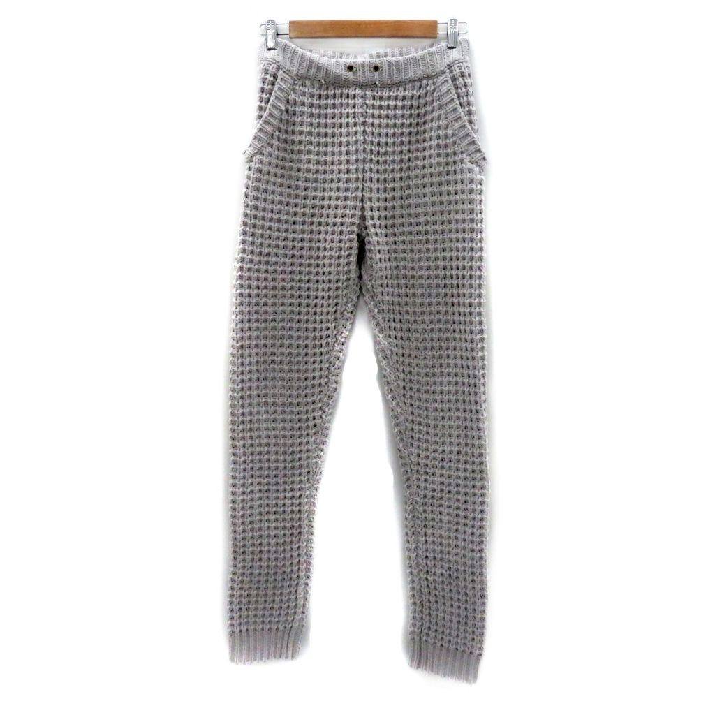 【中古】ジェラートピケ gelato pique ルームウェア ニットパンツ ロング丈 F ライトグレー ワッフル編み 無地 /MA4 ■GY75 レディース 【ベクトル 古着】 260807ブランドジェラートピケ gelato pique表記サイズFree実寸サイズウエスト：70〜cm　もも幅：24cm　裾幅：13cm　股上：30cm　股下：80cm　　素材ポリエステル色ライトグレー仕様伸縮性あり ウエストゴム 状態ウエストの紐が欠損していますが、その他に目立ったダメージはなく、問題なくご使用いただける商品です。 ※あくまでも中古品ですので掲載写真や記載内容をご確認いただき、ご理解の上ご購入ください。備考株式会社 マッシュスタイルラボ商品のお問い合わせの回答を休止しております。＊各商品ページの商品詳細等をご確認の上ご購入ください。【中古】ジェラートピケ gelato pique ルームウェア ニットパンツ ロング丈 F ライトグレー ワッフル編み 無地 /MA4 ■GY75 レディース 【ベクトル 古着】 260807状態ランク　”AB”詳細については、下記および「状態ランクについて」ページをご覧ください。未使用・新品の商品ほぼ新品同様の商品使用感が少なく、かなり状態の良い商品使用感はあるが、傷や汚れの少ない商品使用感の他、傷や汚れが見られる商品かなり大きな傷みがある難あり商品※S〜CランクはUSED品となりますので、使用感をご理解の上でご入札下さい。状態ランクについてinformationブランドジェラートピケ gelato pique表記サイズFree実寸サイズウエスト：70〜cm　もも幅：24cm　裾幅：13cm　股上：30cm　股下：80cm　　素材ポリエステル色ライトグレー仕様伸縮性あり ウエストゴム 状態ウエストの紐が欠損していますが、その他に目立ったダメージはなく、問題なくご使用いただける商品です。 ※あくまでも中古品ですので掲載写真や記載内容をご確認いただき、ご理解の上ご購入ください。備考株式会社 マッシュスタイルラボ商品のお問い合わせの回答を休止しております。＊各商品ページの商品詳細等をご確認の上ご購入ください。本商品は一点物です他サイトや店舗にて販売している商品です。多少のお時間差にて欠品になることもございます。予めご了承頂ますようお願い致します。ベクトル・サイズガイドはこちらこの商品と同じブランドの商品を見る
