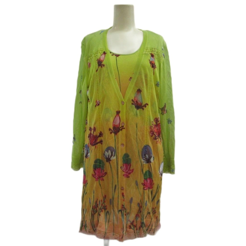 【中古】ブルマリン Blumarine アンサンブルニット 花柄タンクトップ レース切替ロングカーディガン Vネック 長袖 44 黄緑 ライトグリーン /RY ■ECD008 レディース 【ベクトル 古着】 260831ブランドブルマリン Blumarine表記サイズ44実寸サイズ肩幅：42cm　身幅：46cm　総丈：73cm　袖丈：43cm　身幅：42cm　総丈：58cm　　素材インナー：レーヨン、ポリウレタン カーディガン：レーヨン、ナイロン色黄緑状態インナーのブランドタグが片方取れてしまっており、タグに汚れもございます。身頃部分にも汚れが見られ、肩の縫い目部分に若干の糸のほつれもございます。 カーディガンの方に糸ほつれ、身頃部分に小さな毛玉も見られます。 その他に目立ったダメージはなく、問題なくご使用いただける商品です。 ※あくまでも中古品ですので掲載写真や記載内容をご確認いただき、ご理解の上ご購入ください。備考ブルーベル ジャパン株式会社 品番：なし商品のお問い合わせの回答を休止しております。＊各商品ページの商品詳細等をご確認の上ご購入ください。【中古】ブルマリン Blumarine アンサンブルニット 花柄タンクトップ レース切替ロングカーディガン Vネック 長袖 44 黄緑 ライトグリーン /RY ■ECD008 レディース 【ベクトル 古着】 260831状態ランク　”AB”詳細については、下記および「状態ランクについて」ページをご覧ください。未使用・新品の商品ほぼ新品同様の商品使用感が少なく、かなり状態の良い商品使用感はあるが、傷や汚れの少ない商品使用感の他、傷や汚れが見られる商品かなり大きな傷みがある難あり商品※S〜CランクはUSED品となりますので、使用感をご理解の上でご入札下さい。状態ランクについてinformationブランドブルマリン Blumarine表記サイズ44実寸サイズ肩幅：42cm　身幅：46cm　総丈：73cm　袖丈：43cm　身幅：42cm　総丈：58cm　　素材インナー：レーヨン、ポリウレタン カーディガン：レーヨン、ナイロン色黄緑状態インナーのブランドタグが片方取れてしまっており、タグに汚れもございます。身頃部分にも汚れが見られ、肩の縫い目部分に若干の糸のほつれもございます。 カーディガンの方に糸ほつれ、身頃部分に小さな毛玉も見られます。 その他に目立ったダメージはなく、問題なくご使用いただける商品です。 ※あくまでも中古品ですので掲載写真や記載内容をご確認いただき、ご理解の上ご購入ください。備考ブルーベル ジャパン株式会社 品番：なし商品のお問い合わせの回答を休止しております。＊各商品ページの商品詳細等をご確認の上ご購入ください。本商品は一点物です他サイトや店舗にて販売している商品です。多少のお時間差にて欠品になることもございます。予めご了承頂ますようお願い致します。ベクトル・サイズガイドはこちらこの商品と同じブランドの商品を見る
