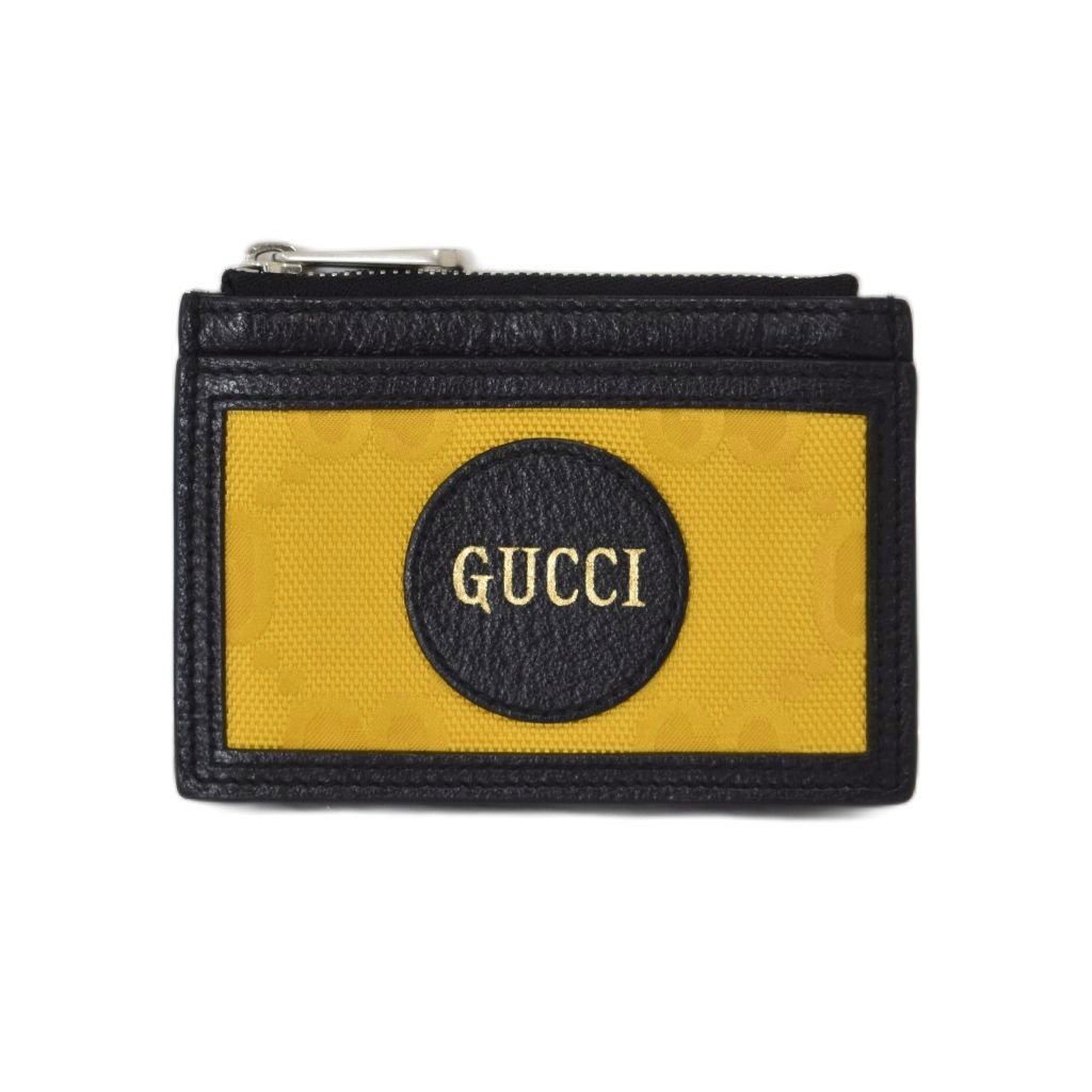 【中古】グッチ GUCCI Off The Grid オフザグリッド コインケース 小銭入れ カードケース レザー GGナイロン 黒 ブラック 黄色 イエロー ☆AA★ メンズ 【ベクトル 古着】 260706ブランドグッチ GUCCI表記サイズ-実寸サイズ縦：約8cm　横：約12cm　　素材レザー GGナイロン色黒 ブラック 黄色 イエロー状態縁に数カ所小さい擦れがございますが、その他に目立ったダメージはなく、問題なくご使用いただける商品です。 ※あくまでも中古品ですので掲載写真や記載内容をご確認いただき、ご理解の上ご購入ください。付属品付属品なし商品のお問い合わせの回答を休止しております。＊各商品ページの商品詳細等をご確認の上ご購入ください。【中古】グッチ GUCCI Off The Grid オフザグリッド コインケース 小銭入れ カードケース レザー GGナイロン 黒 ブラック 黄色 イエロー ☆AA★ メンズ 【ベクトル 古着】 260706状態ランク　”AB”詳細については、下記および「状態ランクについて」ページをご覧ください。未使用・新品の商品ほぼ新品同様の商品使用感が少なく、かなり状態の良い商品使用感はあるが、傷や汚れの少ない商品使用感の他、傷や汚れが見られる商品かなり大きな傷みがある難あり商品※S〜CランクはUSED品となりますので、使用感をご理解の上でご入札下さい。状態ランクについてinformationブランドグッチ GUCCI表記サイズ-実寸サイズ縦：約8cm　横：約12cm　　素材レザー GGナイロン色黒 ブラック 黄色 イエロー状態縁に数カ所小さい擦れがございますが、その他に目立ったダメージはなく、問題なくご使用いただける商品です。 ※あくまでも中古品ですので掲載写真や記載内容をご確認いただき、ご理解の上ご購入ください。付属品付属品なし商品のお問い合わせの回答を休止しております。＊各商品ページの商品詳細等をご確認の上ご購入ください。本商品は一点物です他サイトや店舗にて販売している商品です。多少のお時間差にて欠品になることもございます。予めご了承頂ますようお願い致します。ベクトル・サイズガイドはこちらこの商品と同じブランドの商品を見る