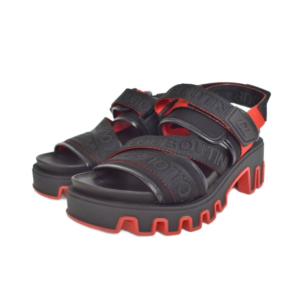 【中古】クリスチャンルブタン Christian louboutin SUMMER DUNE ストラップ サンダル 37 黒 ブラック レディース 【ベクトル 古着】 260903ブランドクリスチャンルブタン Christian louboutin表記サイズ37実寸サイズヒールの高さ：5.5cm　最大幅：11.5cm　　色黒 ブラック状態ソールにスレがございますが、その他に目立ったダメージはなく、問題なくご使用いただける商品です。 ※あくまでも中古品ですので掲載写真や記載内容をご確認いただき、ご理解の上ご購入ください。付属品箱、袋商品のお問い合わせの回答を休止しております。＊各商品ページの商品詳細等をご確認の上ご購入ください。【中古】クリスチャンルブタン Christian louboutin SUMMER DUNE ストラップ サンダル 37 黒 ブラック レディース 【ベクトル 古着】 260903状態ランク　”AB”詳細については、下記および「状態ランクについて」ページをご覧ください。未使用・新品の商品ほぼ新品同様の商品使用感が少なく、かなり状態の良い商品使用感はあるが、傷や汚れの少ない商品使用感の他、傷や汚れが見られる商品かなり大きな傷みがある難あり商品※S〜CランクはUSED品となりますので、使用感をご理解の上でご入札下さい。状態ランクについてinformationブランドクリスチャンルブタン Christian louboutin表記サイズ37実寸サイズヒールの高さ：5.5cm　最大幅：11.5cm　　色黒 ブラック状態ソールにスレがございますが、その他に目立ったダメージはなく、問題なくご使用いただける商品です。 ※あくまでも中古品ですので掲載写真や記載内容をご確認いただき、ご理解の上ご購入ください。付属品箱、袋商品のお問い合わせの回答を休止しております。＊各商品ページの商品詳細等をご確認の上ご購入ください。本商品は一点物です他サイトや店舗にて販売している商品です。多少のお時間差にて欠品になることもございます。予めご了承頂ますようお願い致します。ベクトル・サイズガイドはこちらこの商品と同じブランドの商品を見る