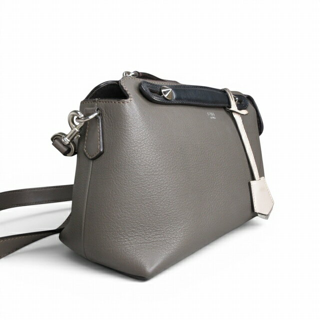ブランド古着の買取販売ベクトルの【中古】フェンディ FENDI 美品 BY THE WAY バイザウェイ ショルダーバッグ ハンドバッグ グレー SB05150326763 レディース 【ベクトル 古着】 260609｜アングル3