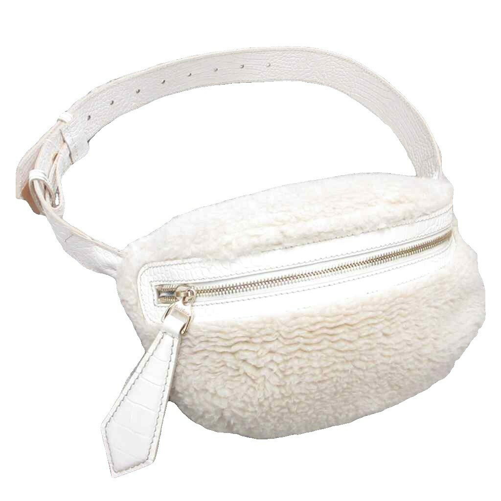 【中古】マックスマーラ MAX MARA 極美品 バナーヌ BANANE テディベア クロスボディバッグ ウエストバッグ ボア ベージュ ■AO2 レディース 【ベクトル 古着】 260622ブランドマックスマーラ MAX MARA表記サイズ--実寸サイズ持ち手の長さ：--cm　ヨコ：29cm　タテ：15cm　マチ：11cm　ショルダーの長さ：--cm　一周最大100　素材--色ベージュ仕様--状態使用感が少なく、かなり状態の良い商品です。 ※あくまでも中古品ですので掲載写真や記載内容をご確認いただき、ご理解の上ご購入ください。付属品なし備考-- 商品のお問い合わせの回答を休止しております。＊各商品ページの商品詳細等をご確認の上ご購入ください。【中古】マックスマーラ MAX MARA 極美品 バナーヌ BANANE テディベア クロスボディバッグ ウエストバッグ ボア ベージュ ■AO2 レディース 【ベクトル 古着】 260622状態ランク　”A”詳細については、下記および「状態ランクについて」ページをご覧ください。未使用・新品の商品ほぼ新品同様の商品使用感が少なく、かなり状態の良い商品使用感はあるが、傷や汚れの少ない商品使用感の他、傷や汚れが見られる商品かなり大きな傷みがある難あり商品※S〜CランクはUSED品となりますので、使用感をご理解の上でご入札下さい。状態ランクについてinformationブランドマックスマーラ MAX MARA表記サイズ--実寸サイズ持ち手の長さ：--cm　ヨコ：29cm　タテ：15cm　マチ：11cm　ショルダーの長さ：--cm　一周最大100　素材--色ベージュ仕様--状態使用感が少なく、かなり状態の良い商品です。 ※あくまでも中古品ですので掲載写真や記載内容をご確認いただき、ご理解の上ご購入ください。付属品なし備考-- 商品のお問い合わせの回答を休止しております。＊各商品ページの商品詳細等をご確認の上ご購入ください。本商品は一点物です他サイトや店舗にて販売している商品です。多少のお時間差にて欠品になることもございます。予めご了承頂ますようお願い致します。ベクトル・サイズガイドはこちらこの商品と同じブランドの商品を見る