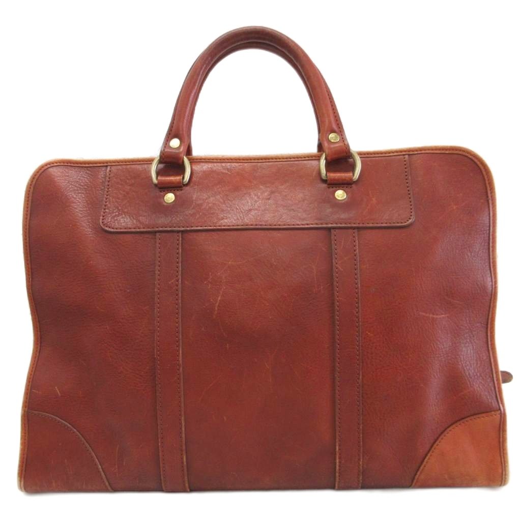 【中古】ポーター PORTER 吉田カバン HERITAGE ヘリテージ ブリーフケース ハンドバッグ レザー 皮革 茶 ブラウン ■IBO101 メンズ 【ベクトル 古着】 260807ブランドポーター PORTER実寸サイズ持ち手の長さ：約32cm　ヨコ：約41cm　タテ：約29cm　マチ：約9cm　ショルダーの長さ：--cm　　素材レザー色茶 ブラウン仕様内ポケット×4状態・全体的に若干の使用感、スレ ・角、ジップ横、表面等全体的に擦れ 上記の他に目立ったダメージはなく、問題なくご使用いただける商品です。 ※あくまでも中古品ですので掲載写真や記載内容をご確認いただき、ご理解の上ご購入ください。付属品なし備考こちらのお品物は店舗で保管しておらず、店頭販売出来かねます。（※お取り寄せも出来かねます）商品のお問い合わせの回答を休止しております。＊各商品ページの商品詳細等をご確認の上ご購入ください。【中古】ポーター PORTER 吉田カバン HERITAGE ヘリテージ ブリーフケース ハンドバッグ レザー 皮革 茶 ブラウン ■IBO101 メンズ 【ベクトル 古着】 260807状態ランク　”AB”詳細については、下記および「状態ランクについて」ページをご覧ください。未使用・新品の商品ほぼ新品同様の商品使用感が少なく、かなり状態の良い商品使用感はあるが、傷や汚れの少ない商品使用感の他、傷や汚れが見られる商品かなり大きな傷みがある難あり商品※S〜CランクはUSED品となりますので、使用感をご理解の上でご入札下さい。状態ランクについてinformationブランドポーター PORTER実寸サイズ持ち手の長さ：約32cm　ヨコ：約41cm　タテ：約29cm　マチ：約9cm　ショルダーの長さ：--cm　　素材レザー色茶 ブラウン仕様内ポケット×4状態・全体的に若干の使用感、スレ ・角、ジップ横、表面等全体的に擦れ 上記の他に目立ったダメージはなく、問題なくご使用いただける商品です。 ※あくまでも中古品ですので掲載写真や記載内容をご確認いただき、ご理解の上ご購入ください。付属品なし備考こちらのお品物は店舗で保管しておらず、店頭販売出来かねます。（※お取り寄せも出来かねます）商品のお問い合わせの回答を休止しております。＊各商品ページの商品詳細等をご確認の上ご購入ください。本商品は一点物です他サイトや店舗にて販売している商品です。多少のお時間差にて欠品になることもございます。予めご了承頂ますようお願い致します。ベクトル・サイズガイドはこちらこの商品と同じブランドの商品を見る
