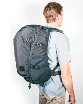 クーポンで最大18%OFF★EVERGOODS エバーグッズ MOUNTAIN PANEL LOADER 30L V2 バックパック / デイパック【Sx】|リュックサック バッグ カバン メンズ レディース アウトドア ミリタリー ブランド おしゃれ シンプル 通勤 通学 旅行 撥水 二泊三日 黒 新作【T】