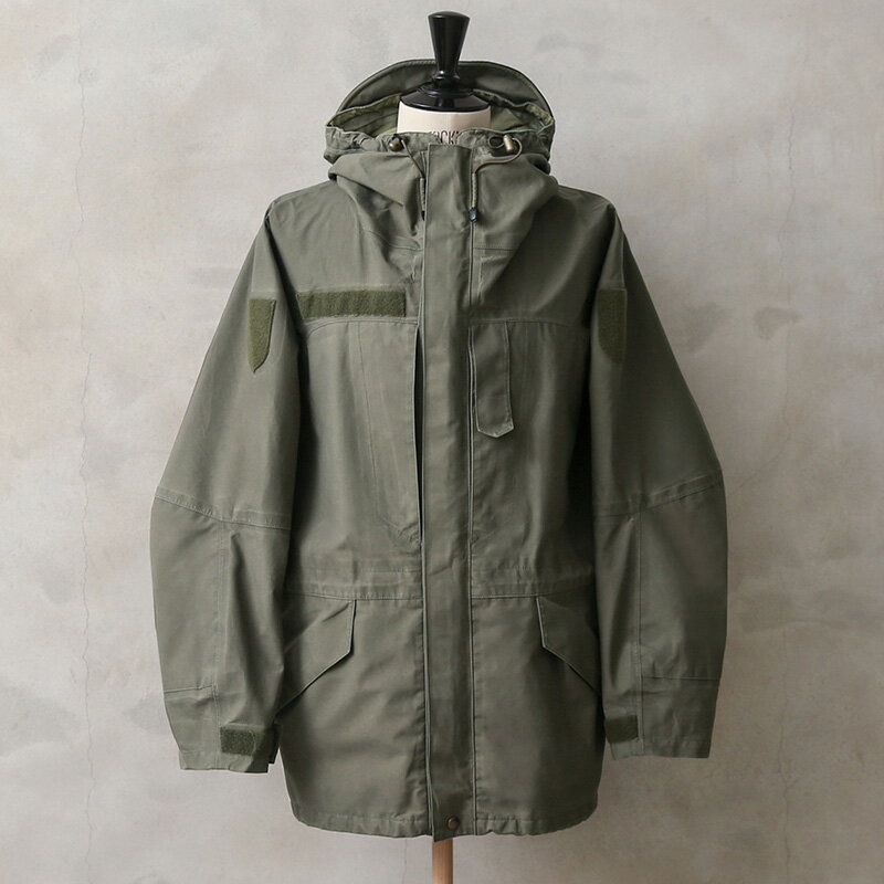 実物 USED オーストリア軍 アルパイン GORE-TEX フィールドパーカ【クーポン対象外】【I】｜マウンテンパーカー ミリタリージャケット メンズ アウター 軍放出品 軍モノ おしゃれ 大きいサイズ ユーロミリタリー 古着 オリーブ 秋 冬