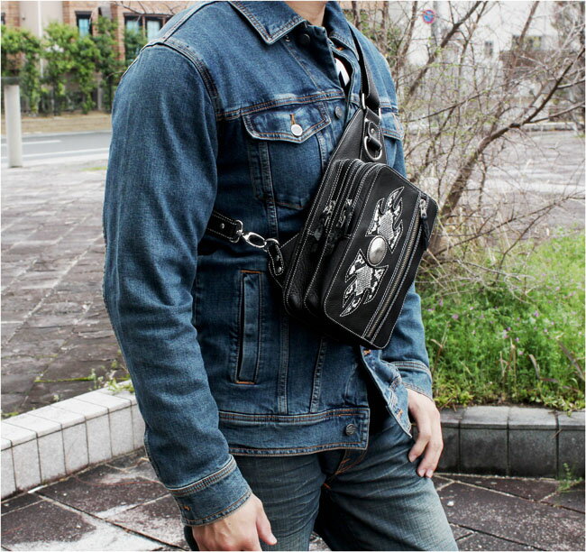 ボディバッグ 斜め掛けバッグ ワンショルダー本革 レザー 牛革 ブラック ファイヤー パイソン柄Genuine Leather Backpack WILD HEARTS Leather&Silver(ID bb772t7) za025