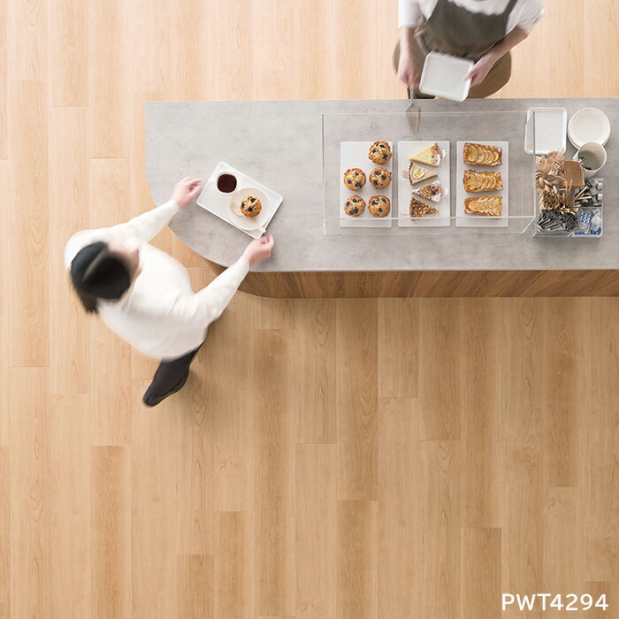 ビニル床タイル 東リ Pタイル ロイヤルウッド ナチュラルチェリー (R) PWT4294〜PWT4295 生地サンプル 引っ越し 新生活