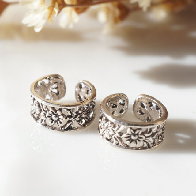 イヤーカフ メンズ 小さなお花がカワイイイヤーカフ メンズス デザインイヤカフec044 ec-3-4 シルバー925 silver925 シルバーアクセサリー イヤーカーフ