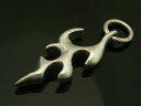 シルバー925 重量感のある炎のような模様のペンダントトップ silver925 シルバーアクセサリー ペンダントヘッド ペンダントトップ メンズ