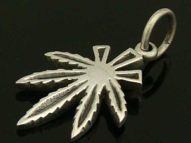 シルバー925 マリファナ ペンダントヘッド 葉デザイン シンプル インディアン silver925 シルバーアク..