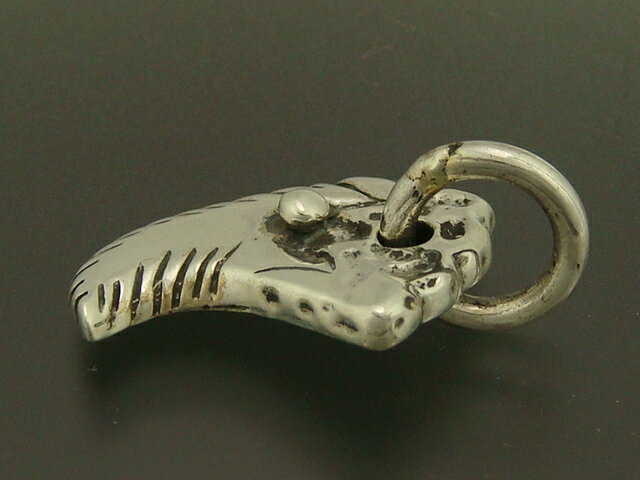 シルバー925 唐辛子モチーフのペンダントヘッド インディアン48 silver925 シルバ...