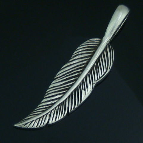 シルバー925 フェザー 羽根 メンズペンダントトップ silver925 シルバーアクセサリー ペンダントヘッド ペンダントトップ ボヘミアンアクセサリー